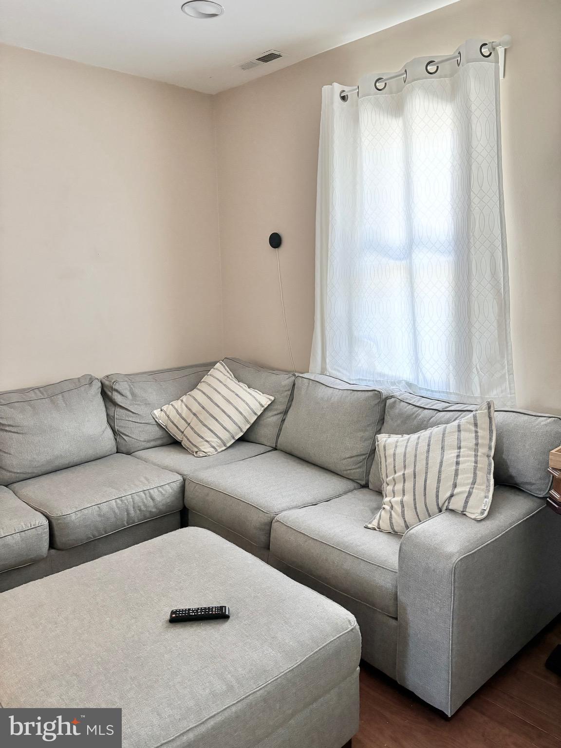 FALLS CHURCH PARK - Residential Lease