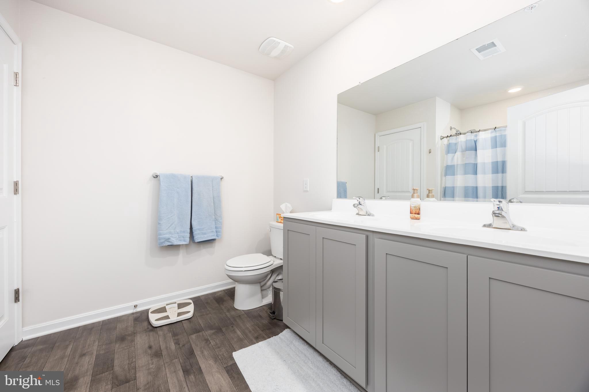 SASSAFRAS MEADOWS - Residential