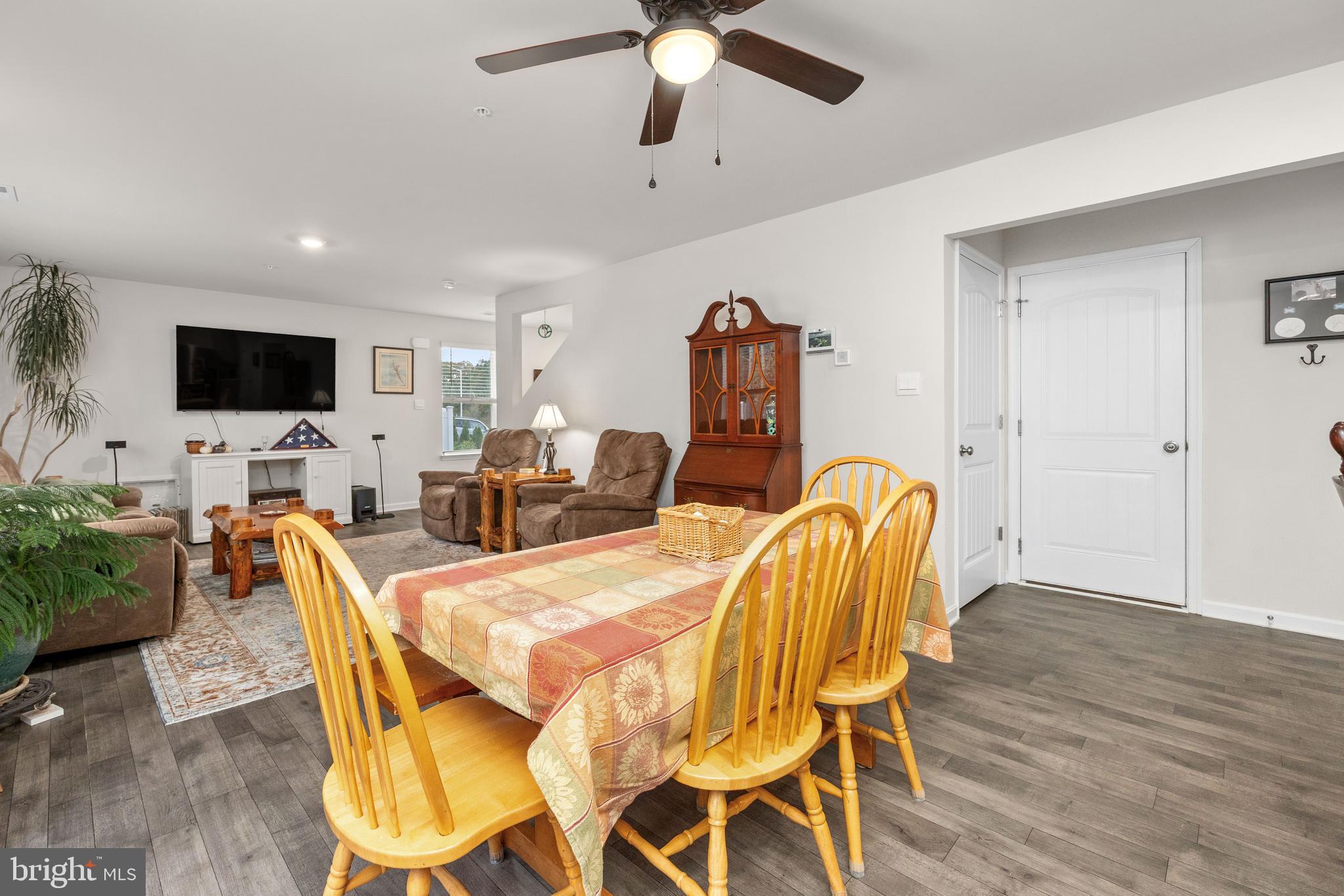 SASSAFRAS MEADOWS - Residential