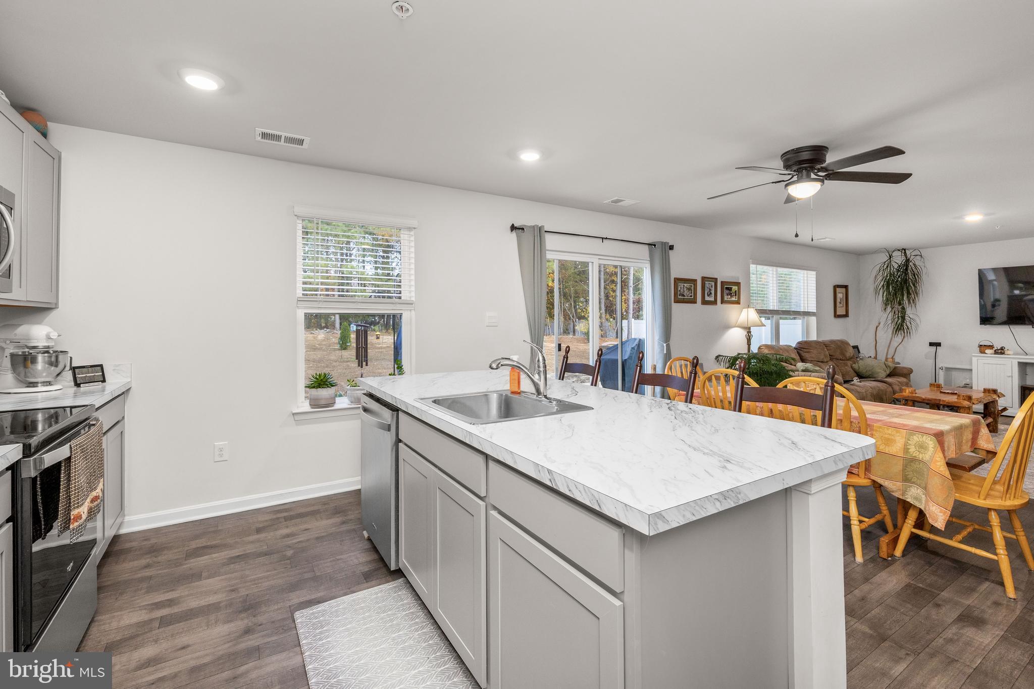 SASSAFRAS MEADOWS - Residential