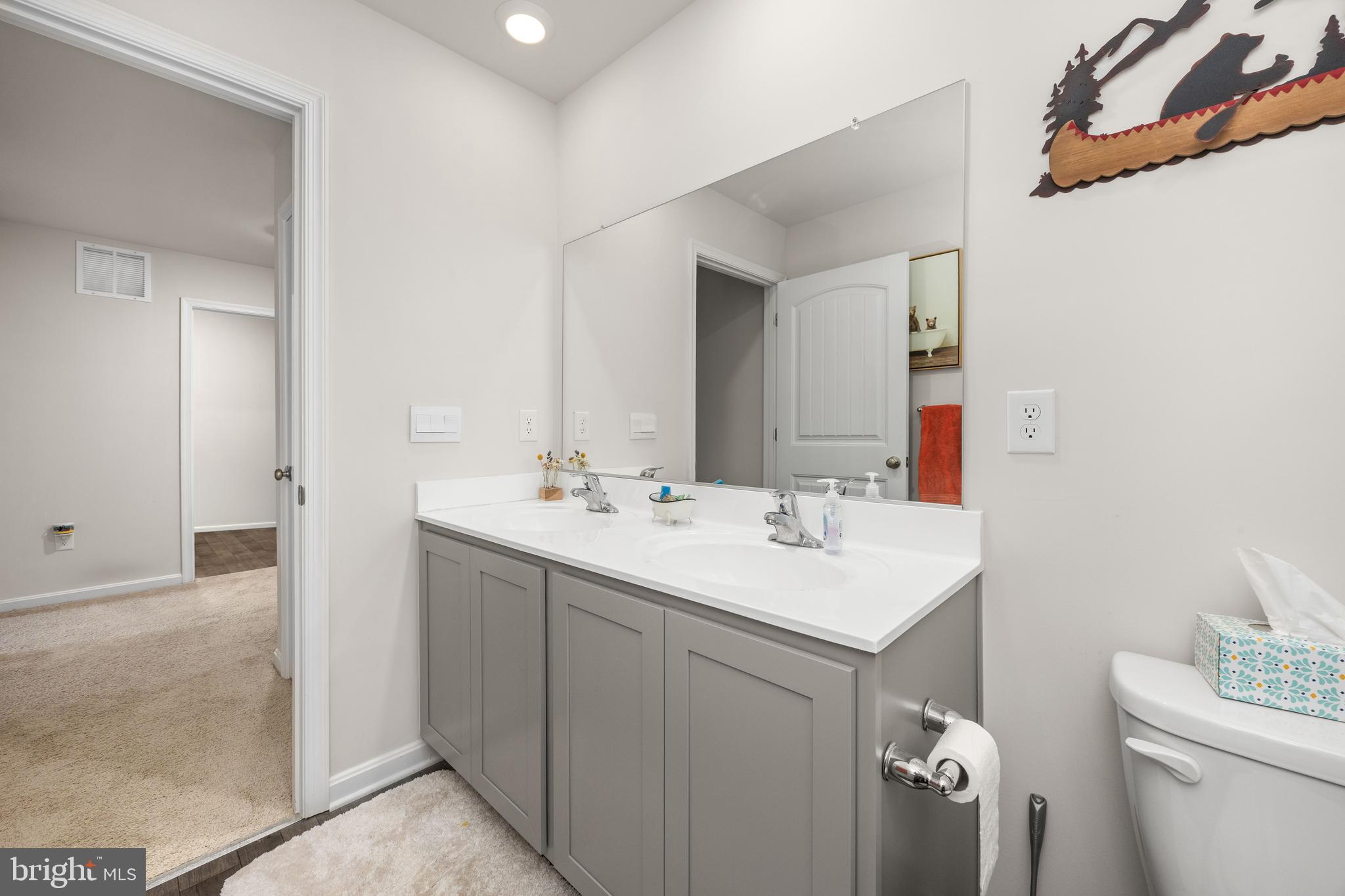 SASSAFRAS MEADOWS - Residential