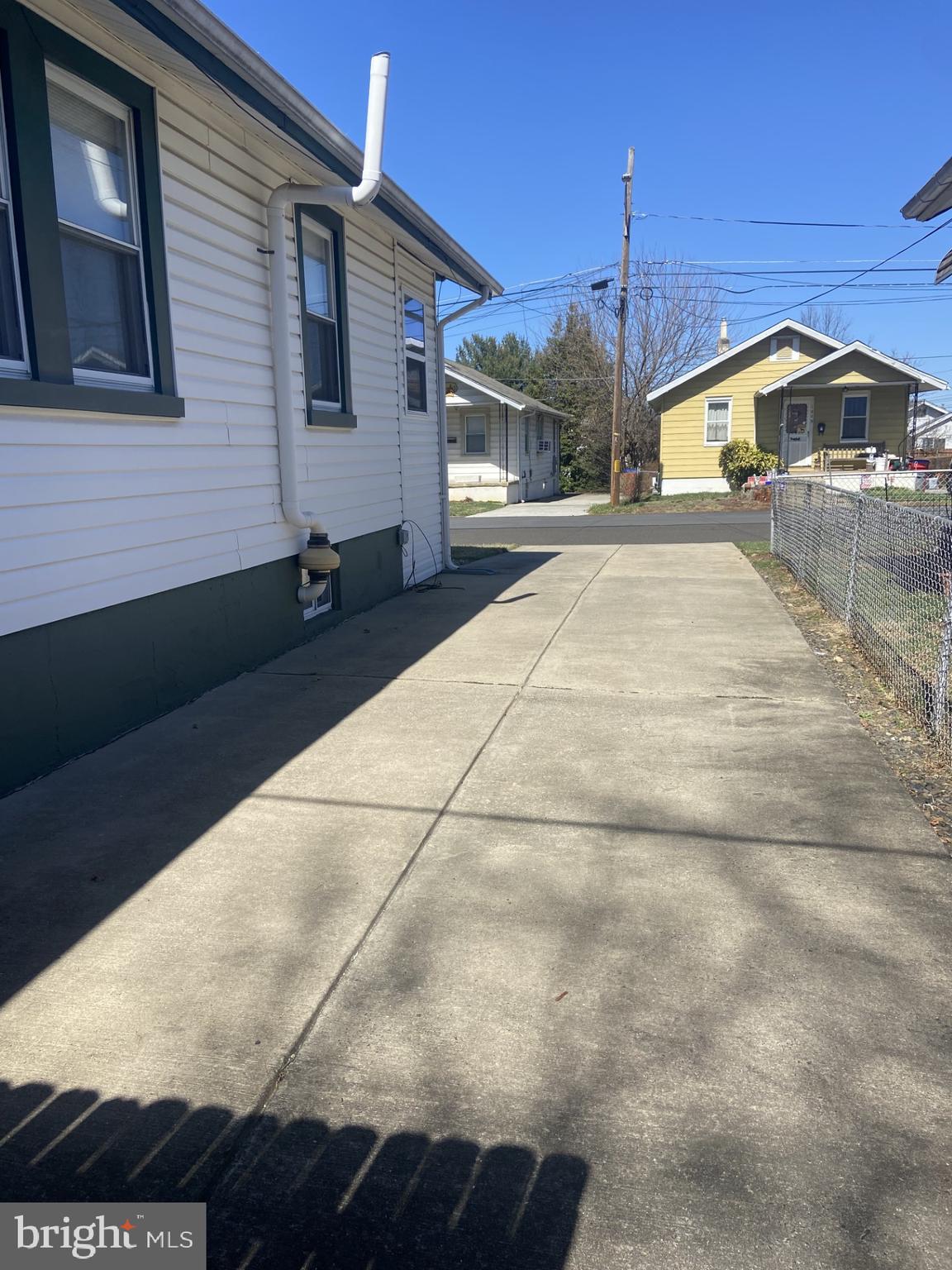 HOLLYWOOD - Residential