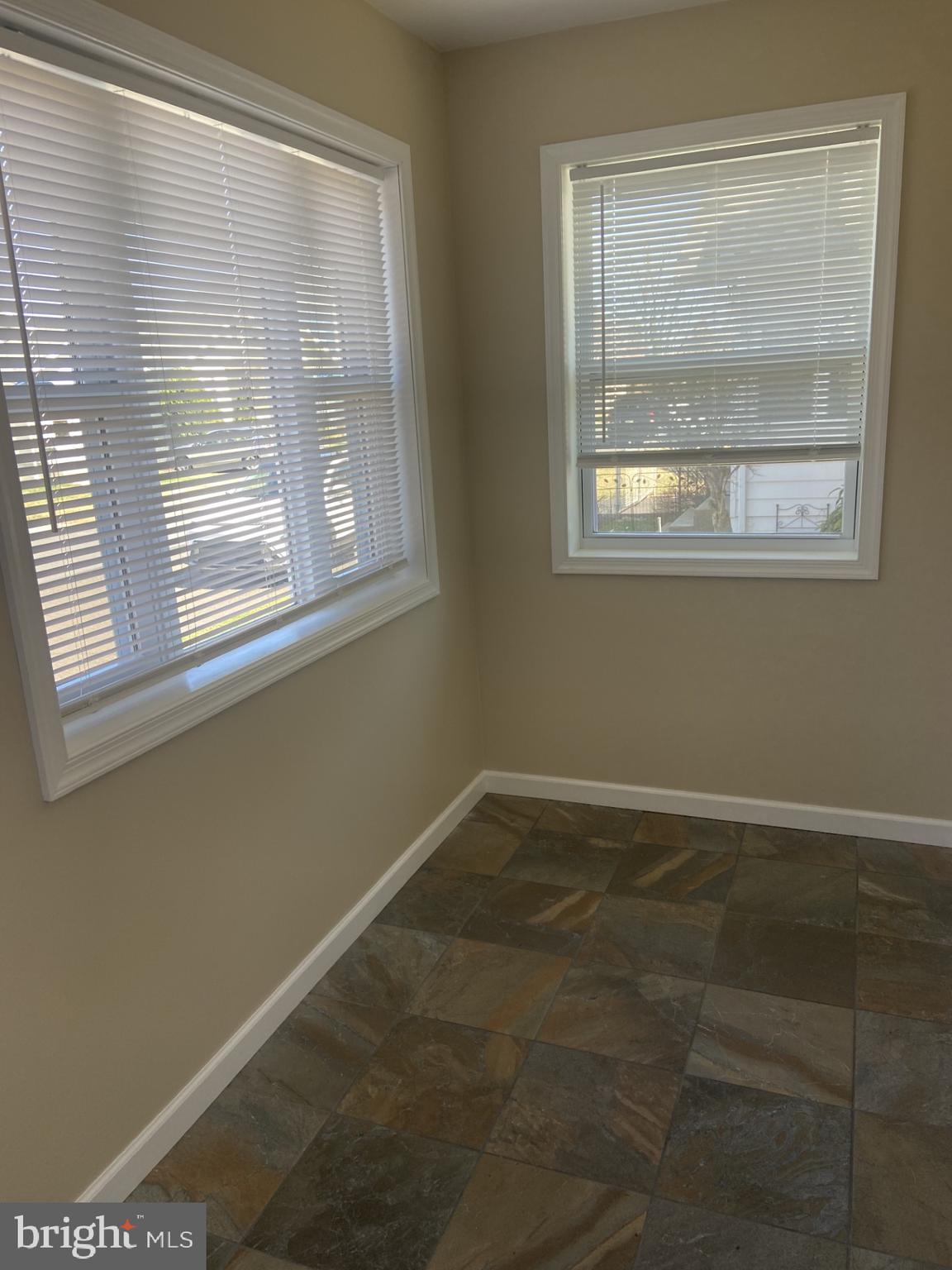 HOLLYWOOD - Residential