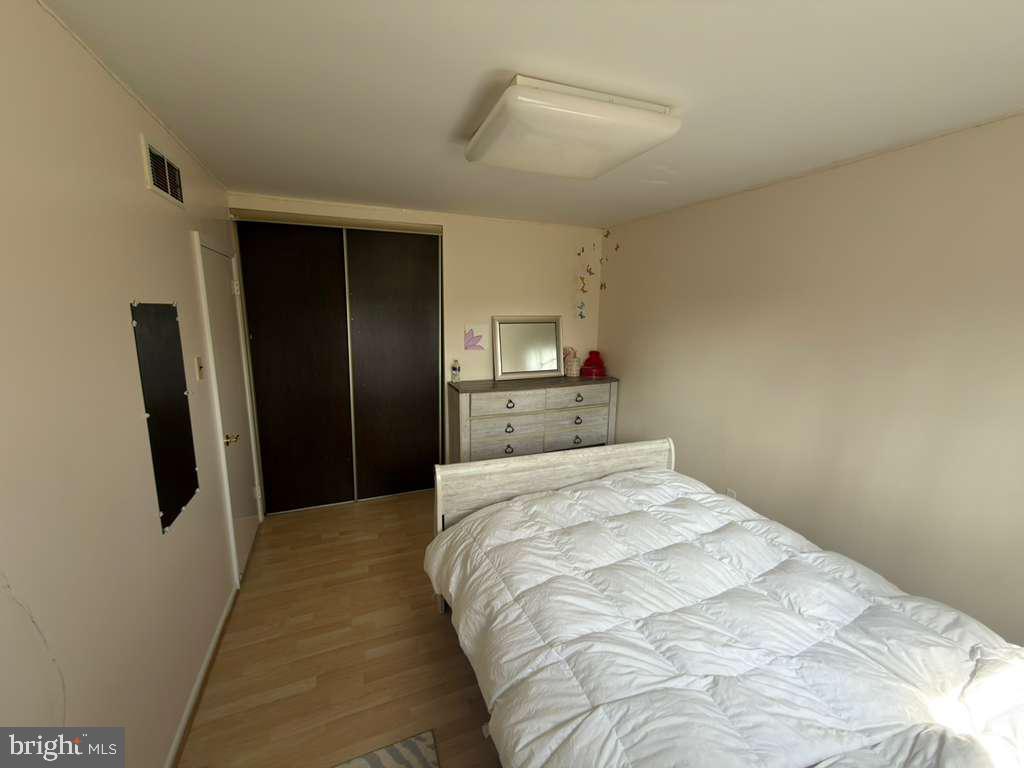 WOODLYN CROSSING - Residential