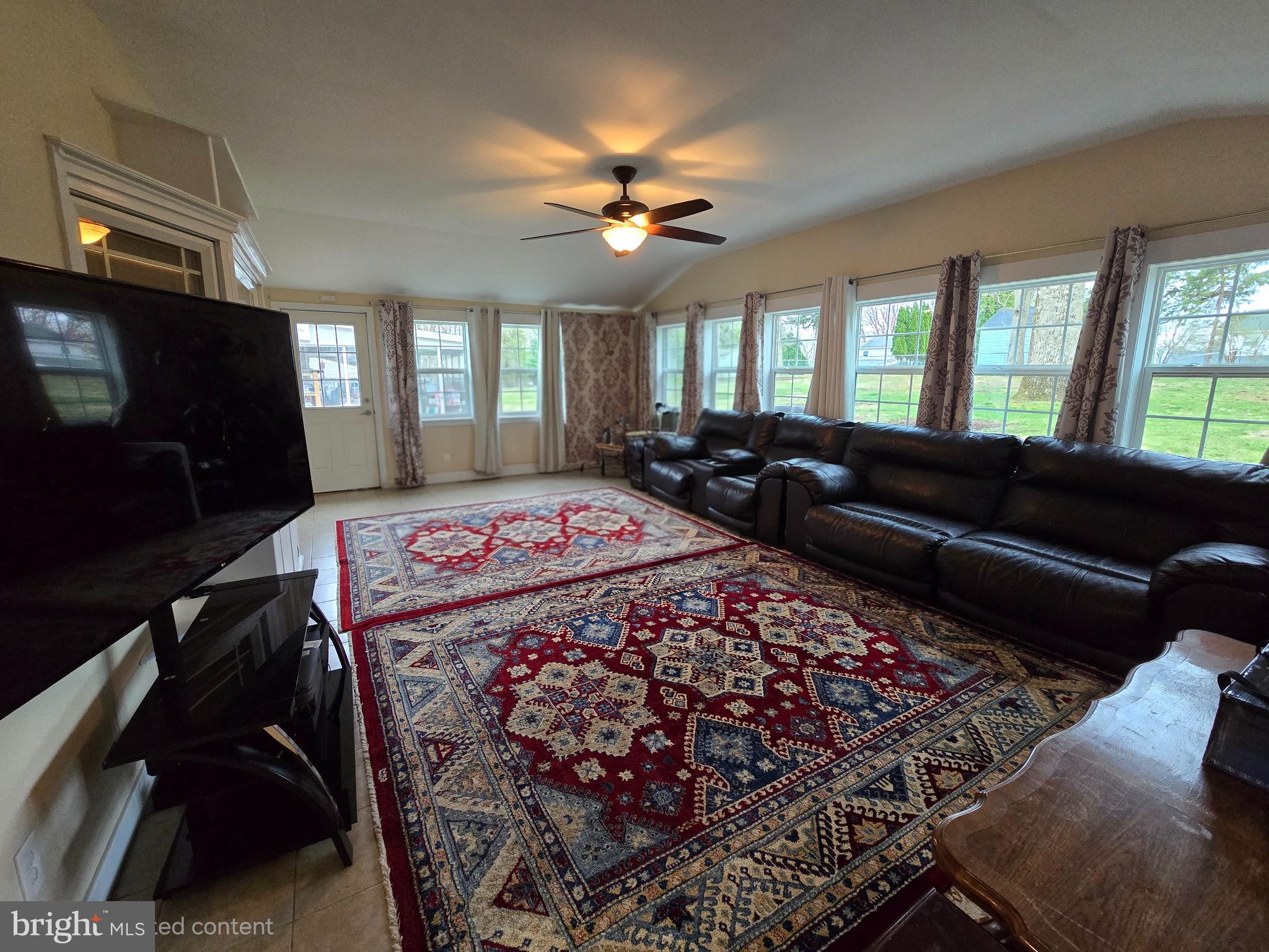 WOODLYN CROSSING - Residential