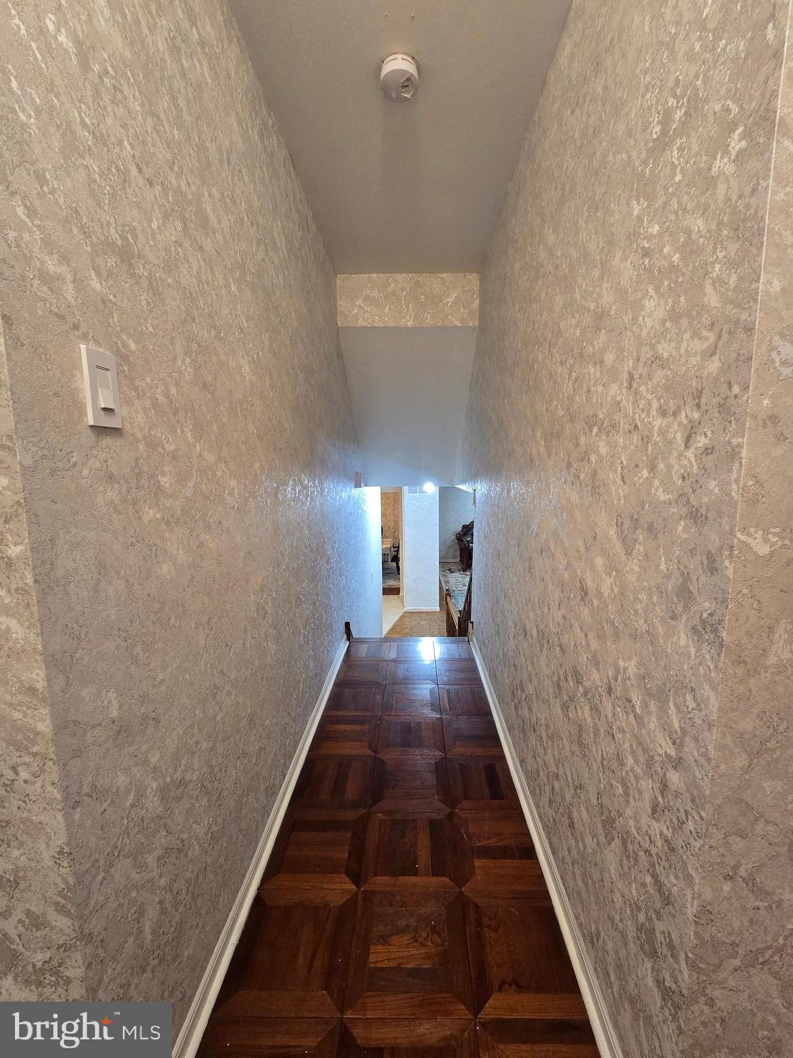 WOODLYN CROSSING - Residential