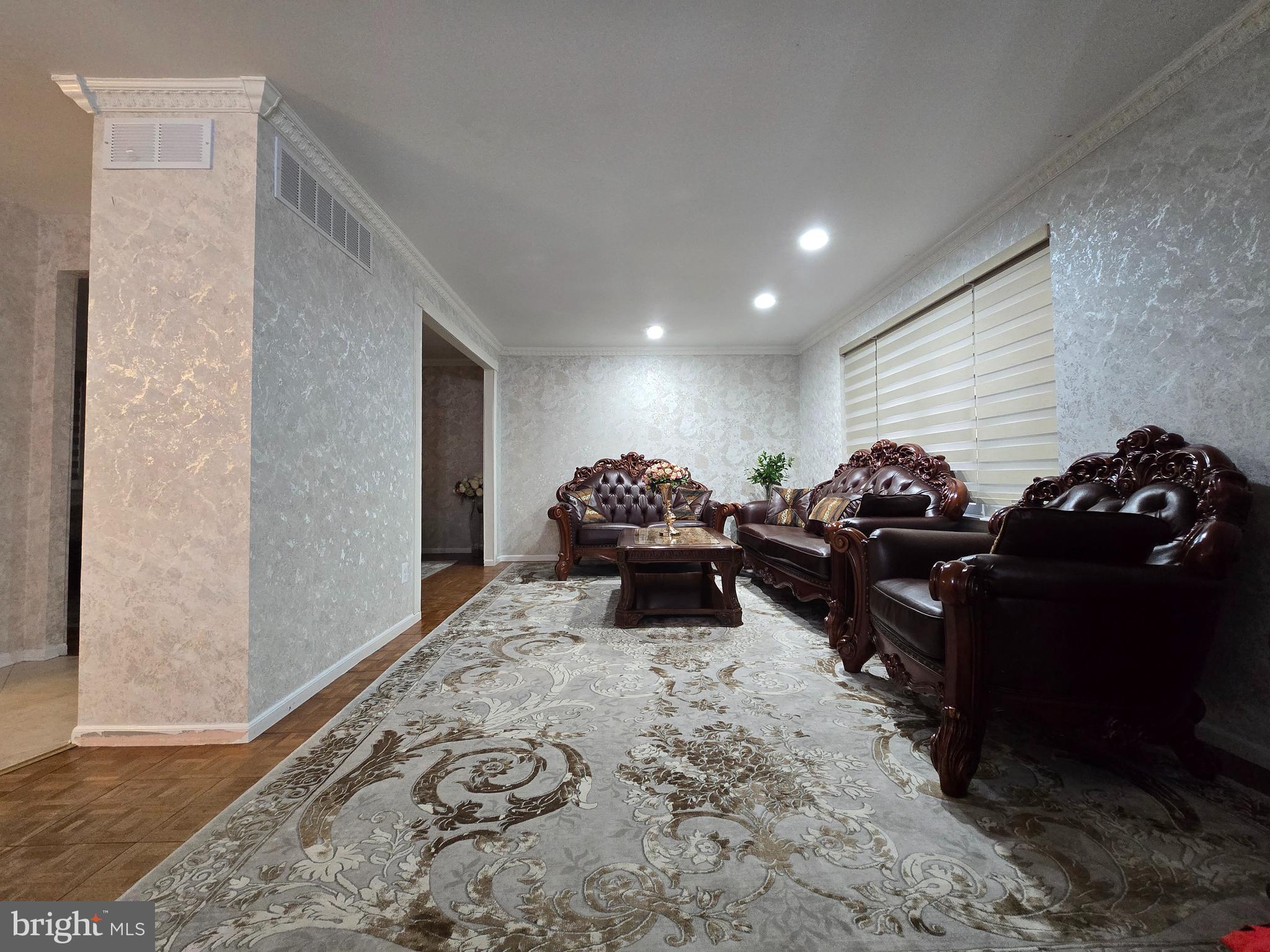 WOODLYN CROSSING - Residential