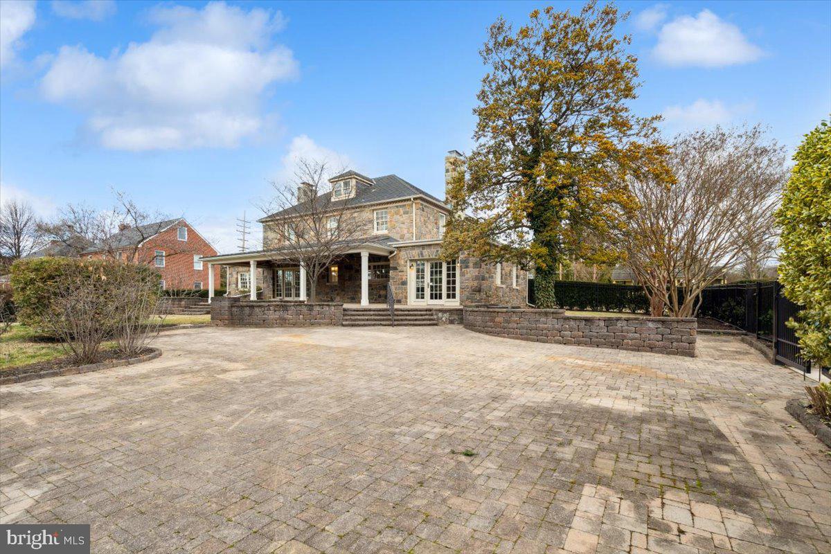 BAKER PARK - Residential