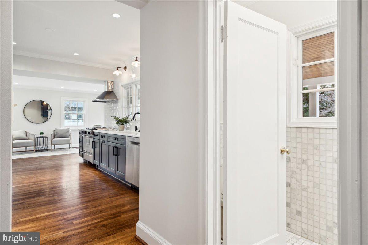 BAKER PARK - Residential