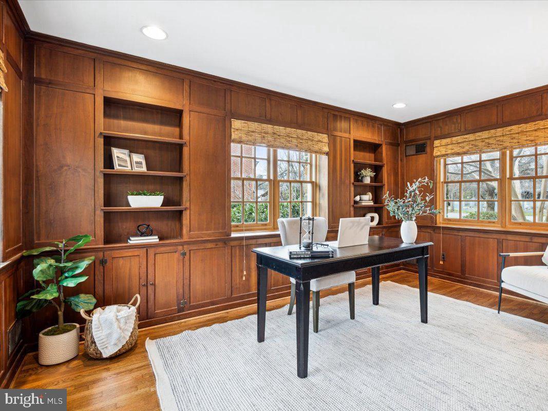 BAKER PARK - Residential