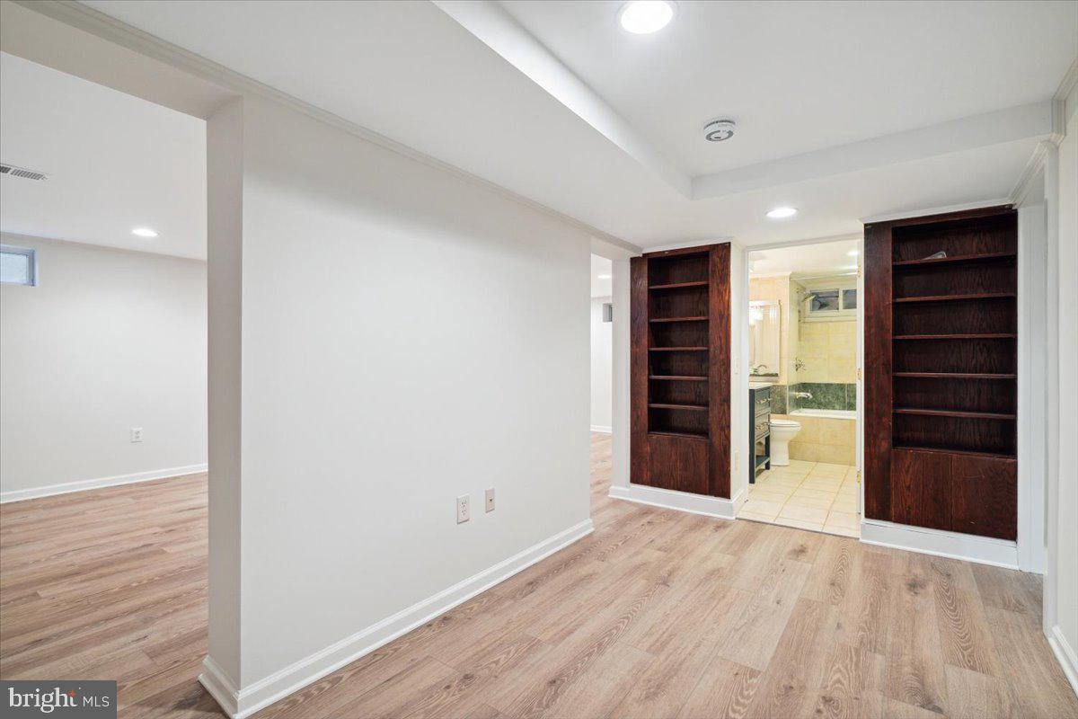 BAKER PARK - Residential