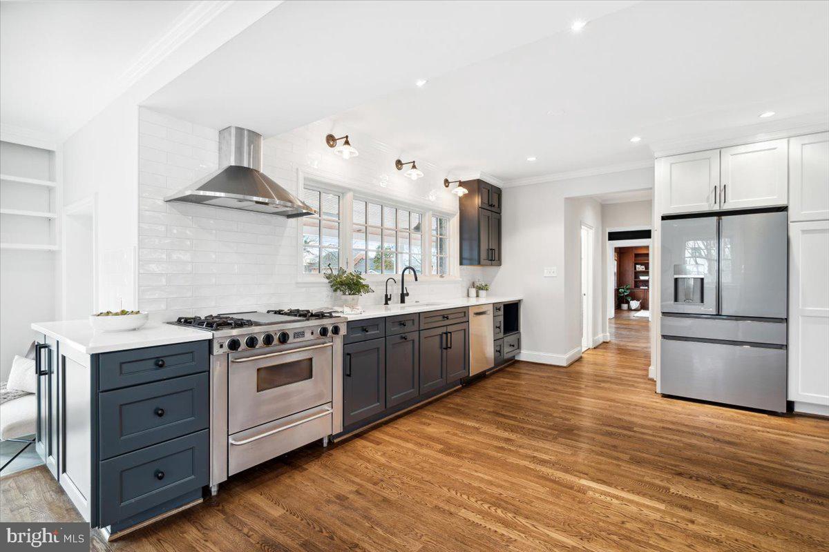 BAKER PARK - Residential