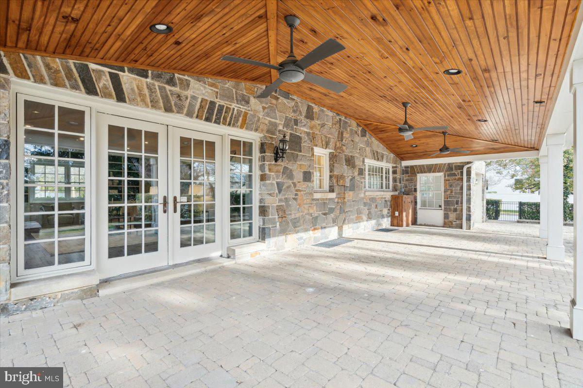 BAKER PARK - Residential