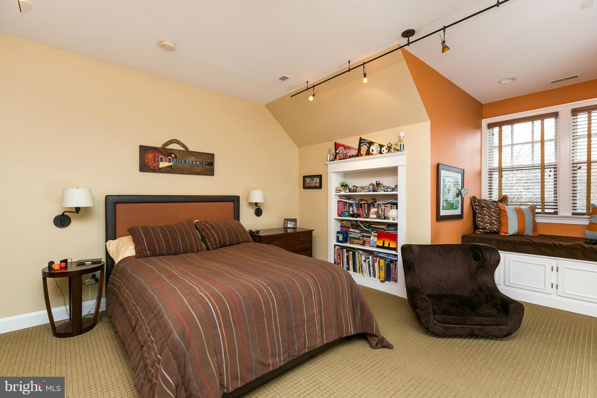 RUXTON - Residential