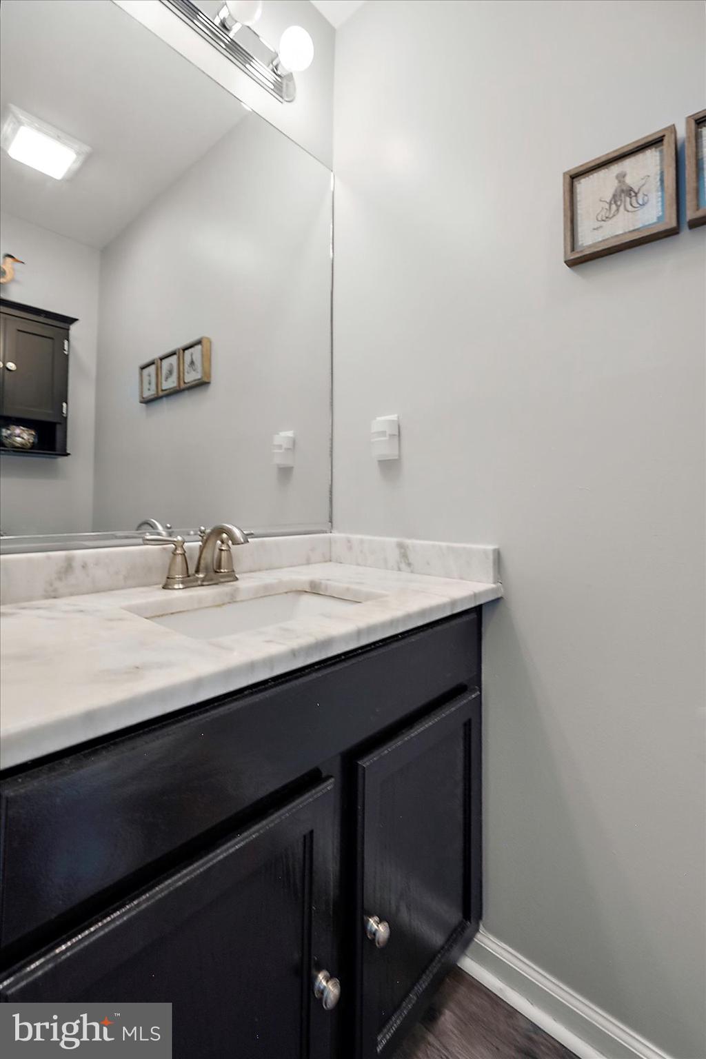 STONE GATE - Residential