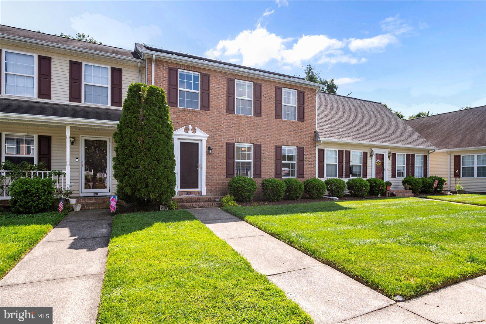 STONE GATE - Residential