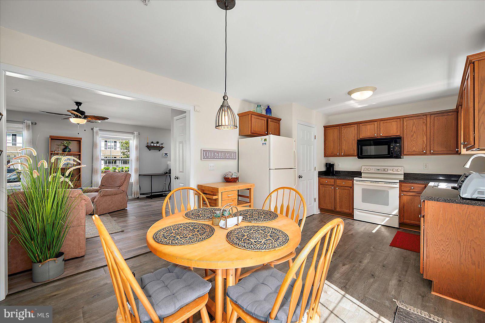 STONE GATE - Residential