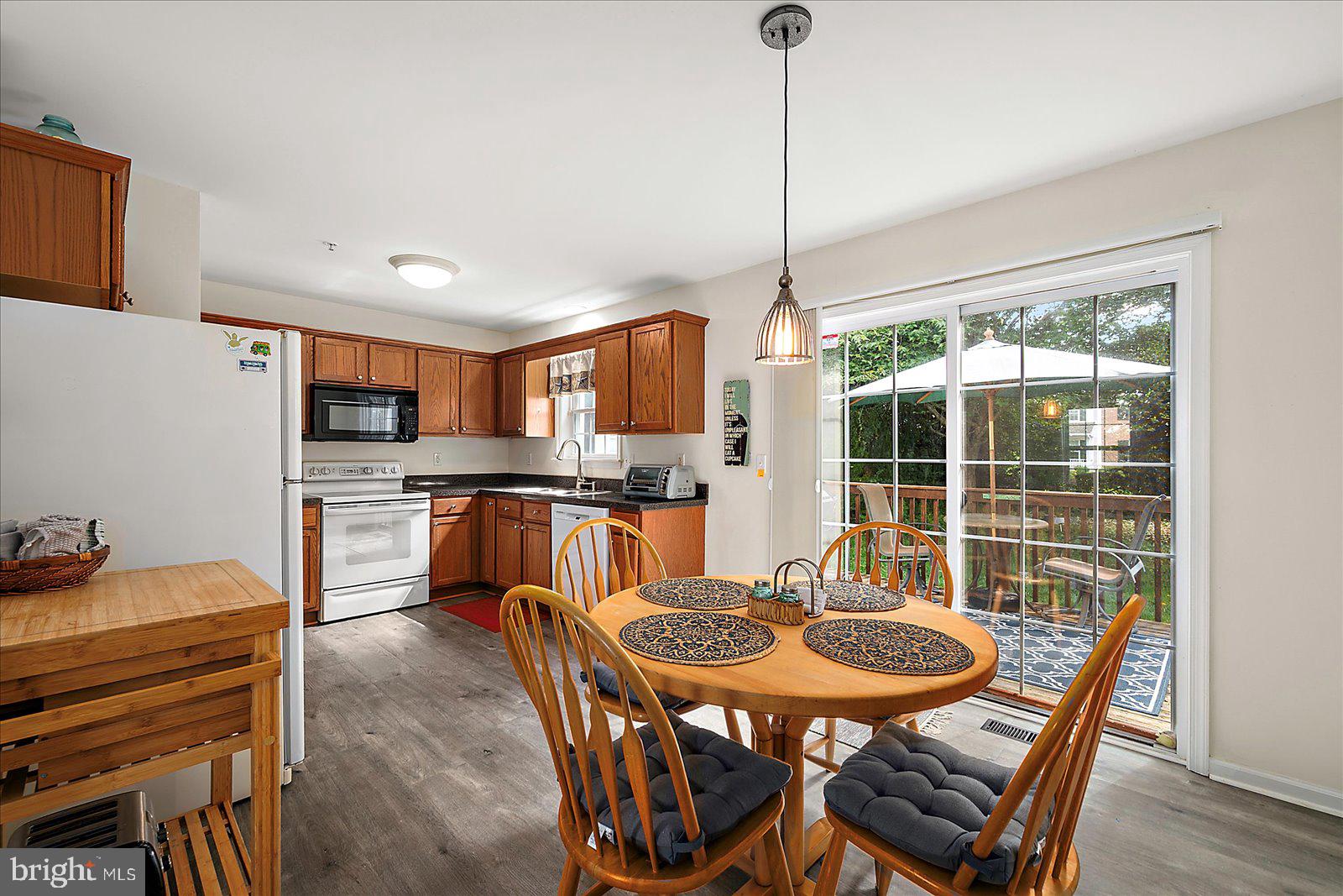 STONE GATE - Residential