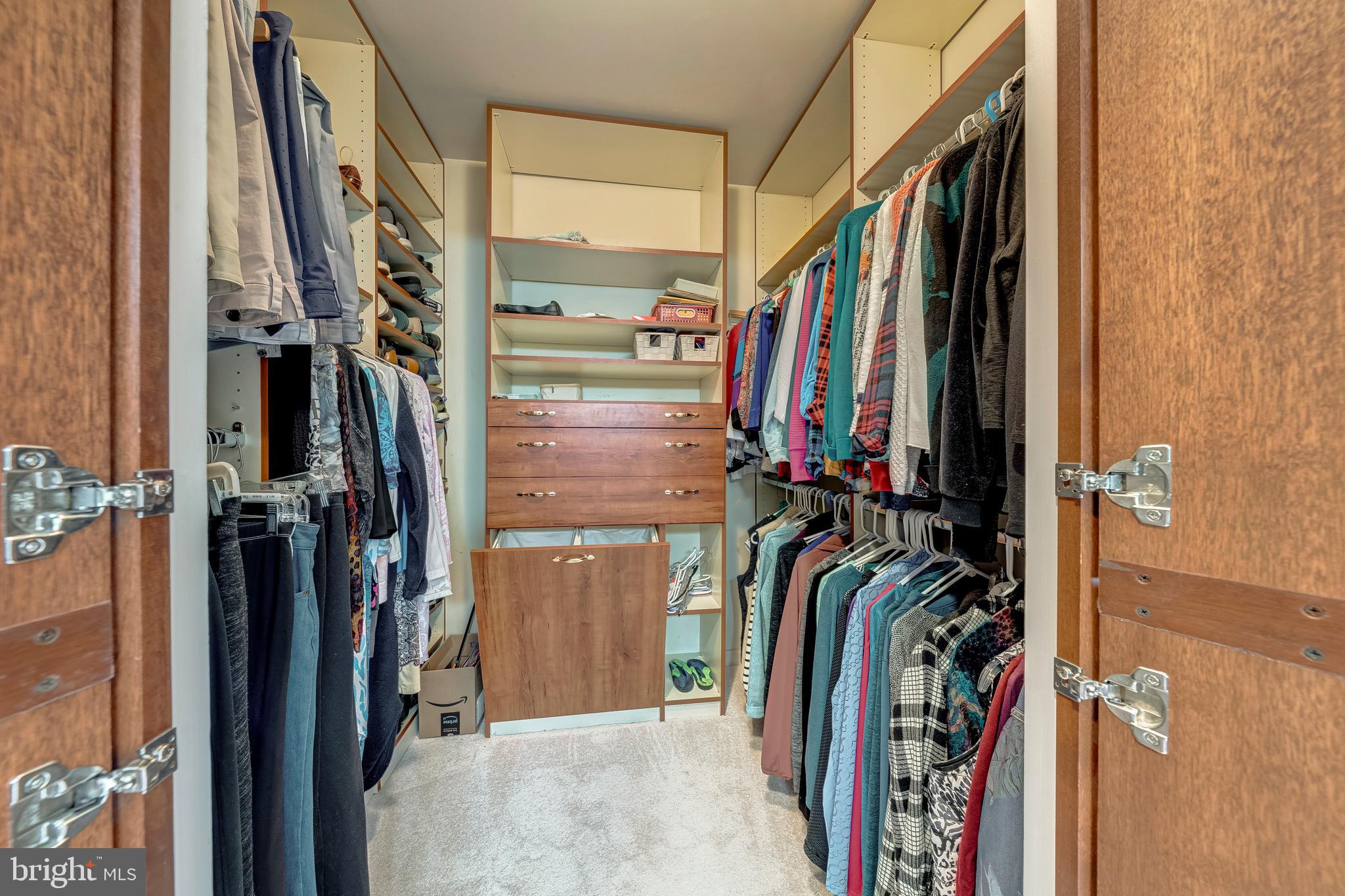 BLUFFS OF WOLF TRAP - Residential