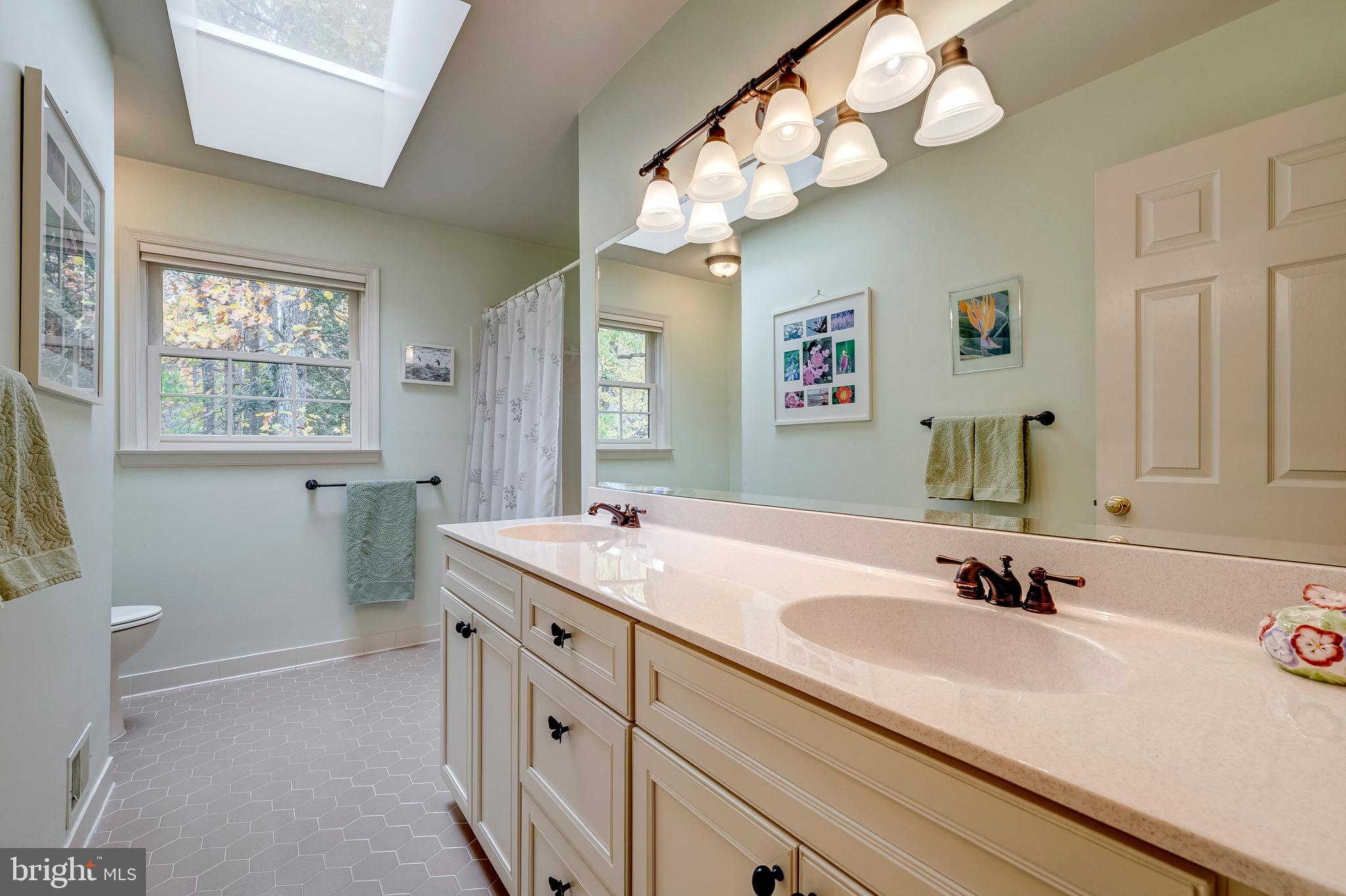 BLUFFS OF WOLF TRAP - Residential