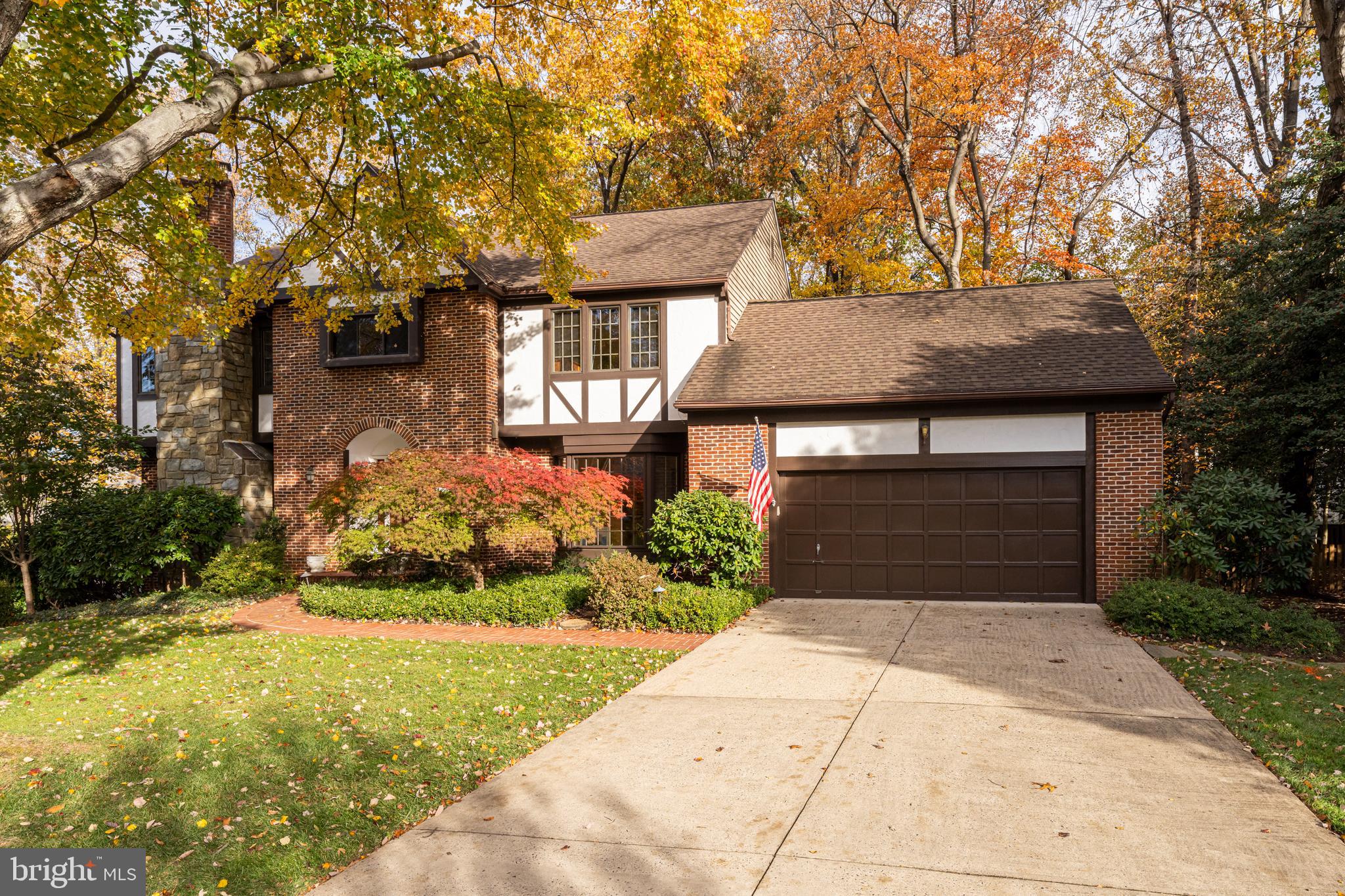 9132 ERMANTRUDE COURT