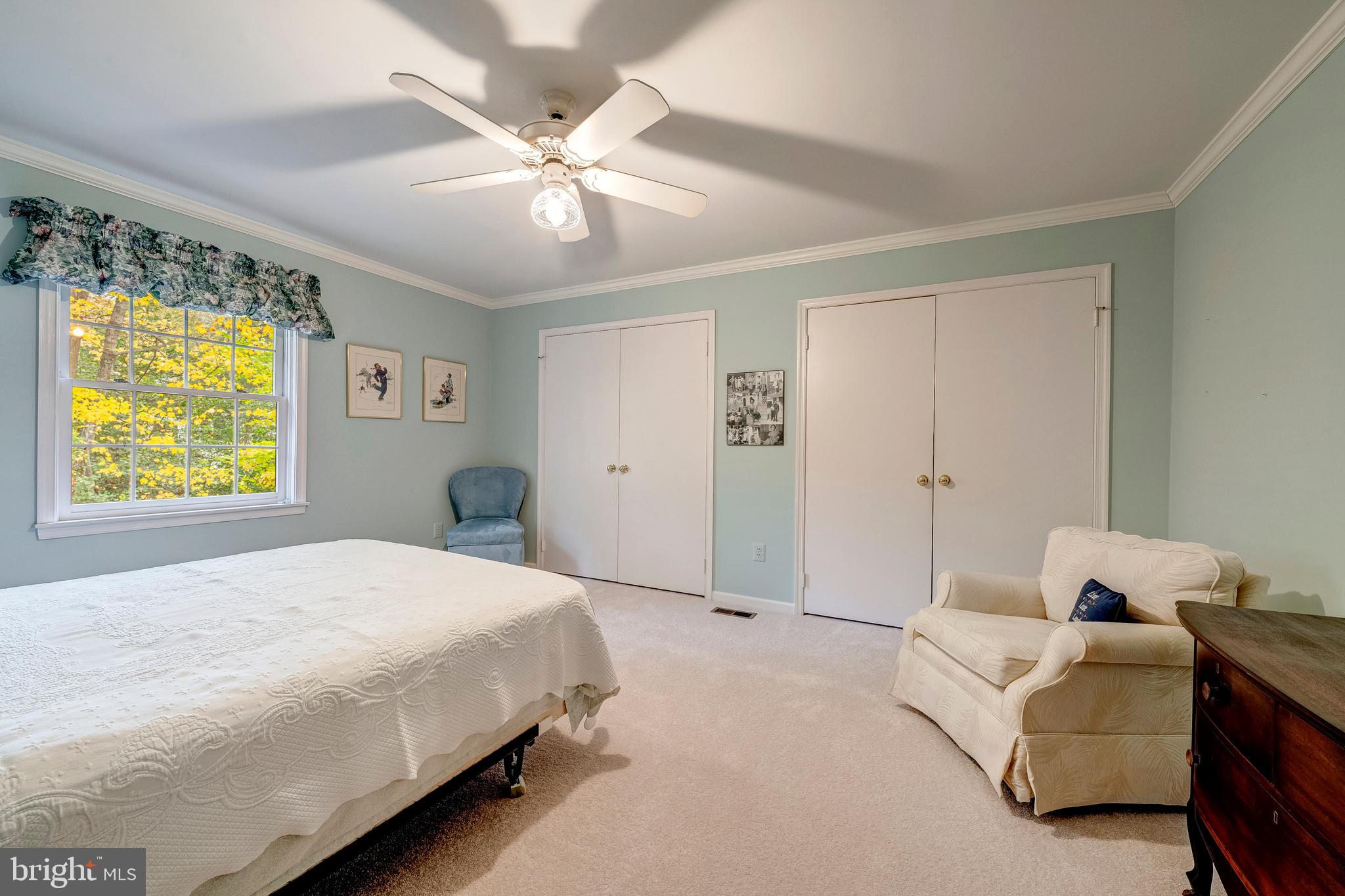 BLUFFS OF WOLF TRAP - Residential