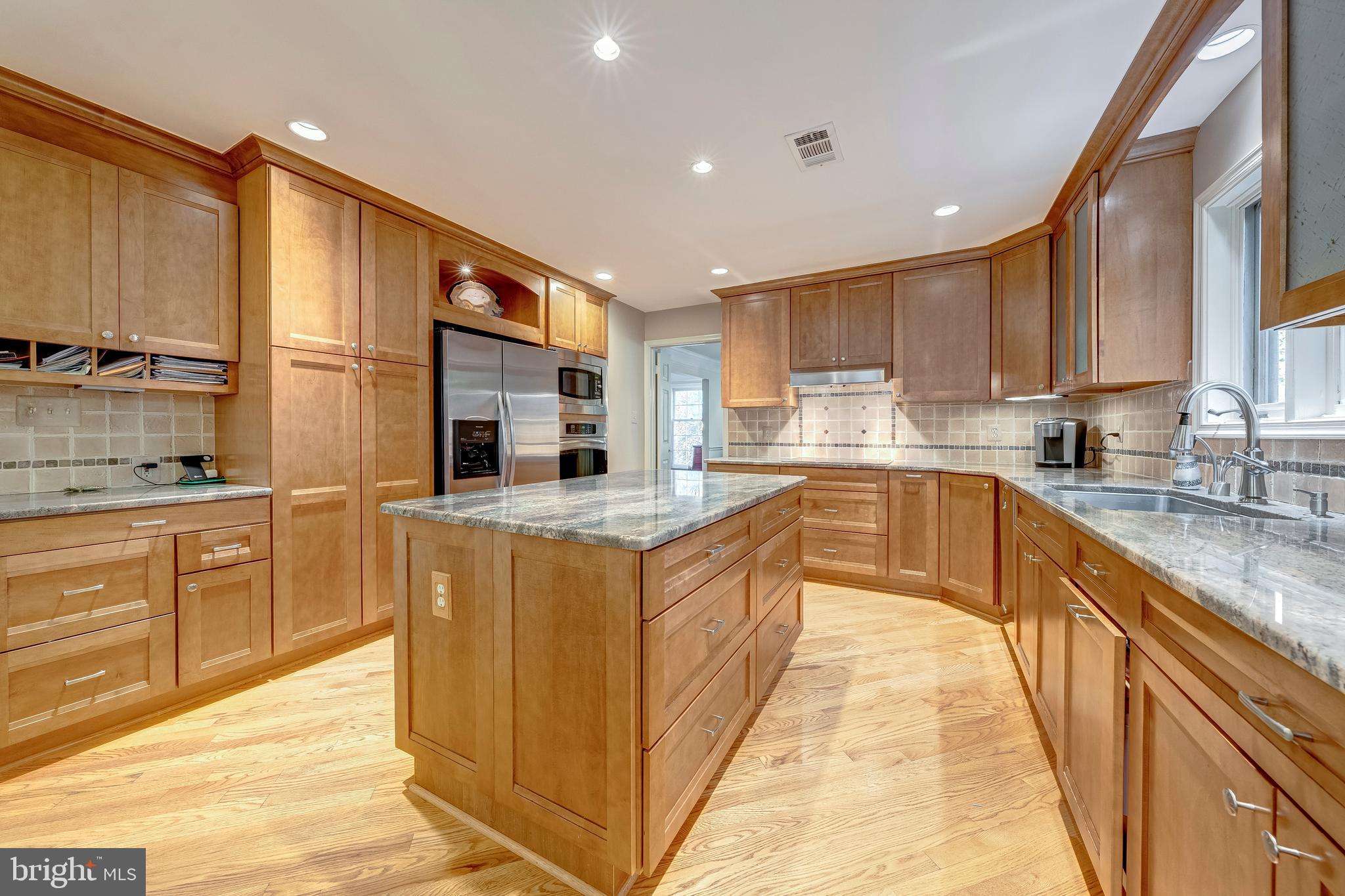 BLUFFS OF WOLF TRAP - Residential