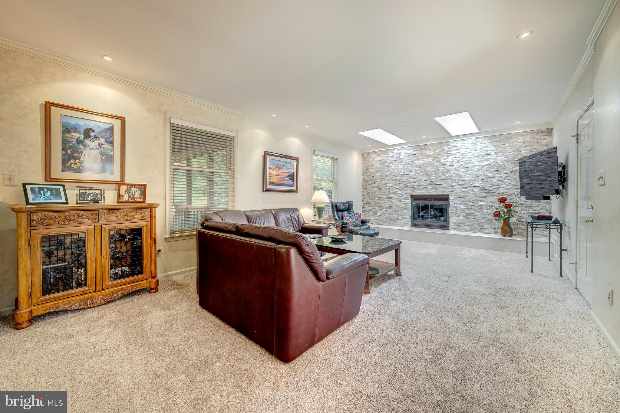 BLUFFS OF WOLF TRAP - Residential