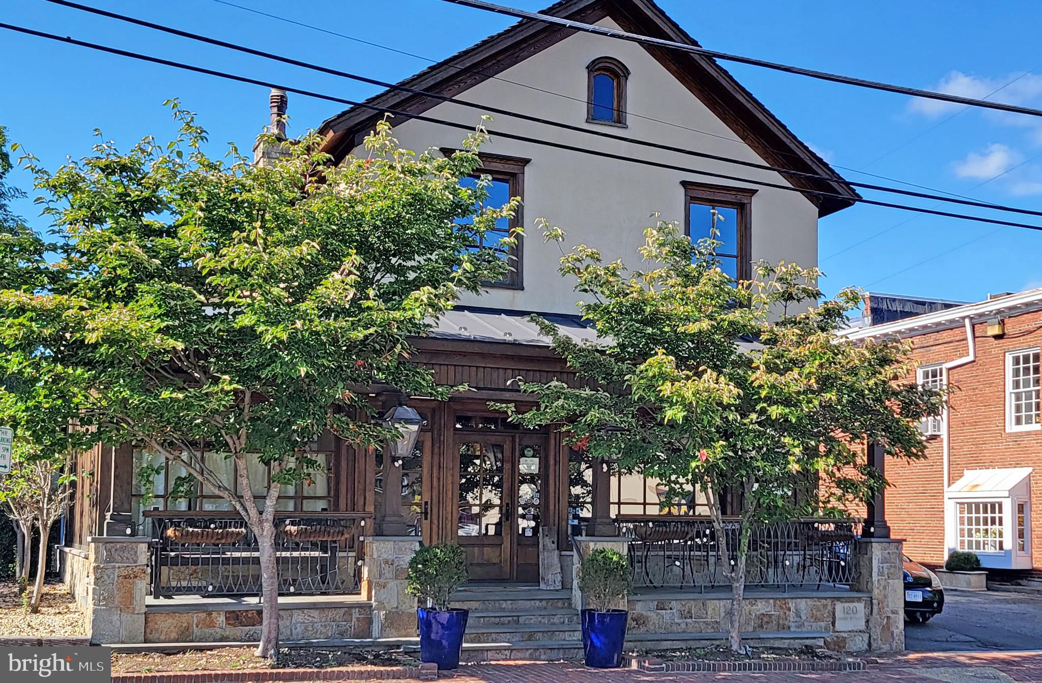 BLUFFS OF WOLF TRAP - Residential