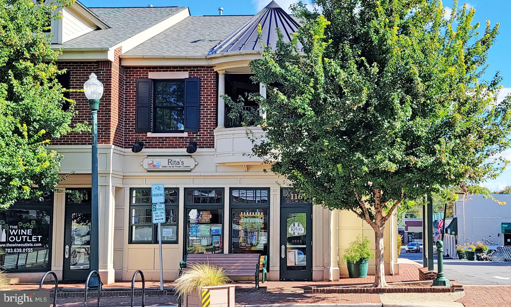 BLUFFS OF WOLF TRAP - Residential