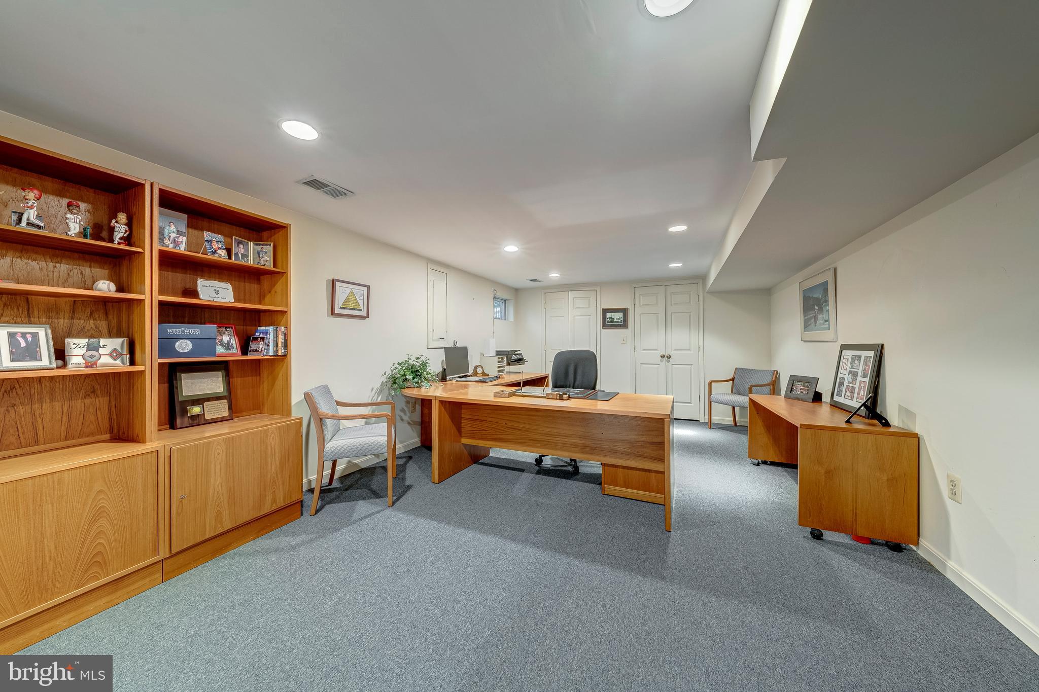 BLUFFS OF WOLF TRAP - Residential