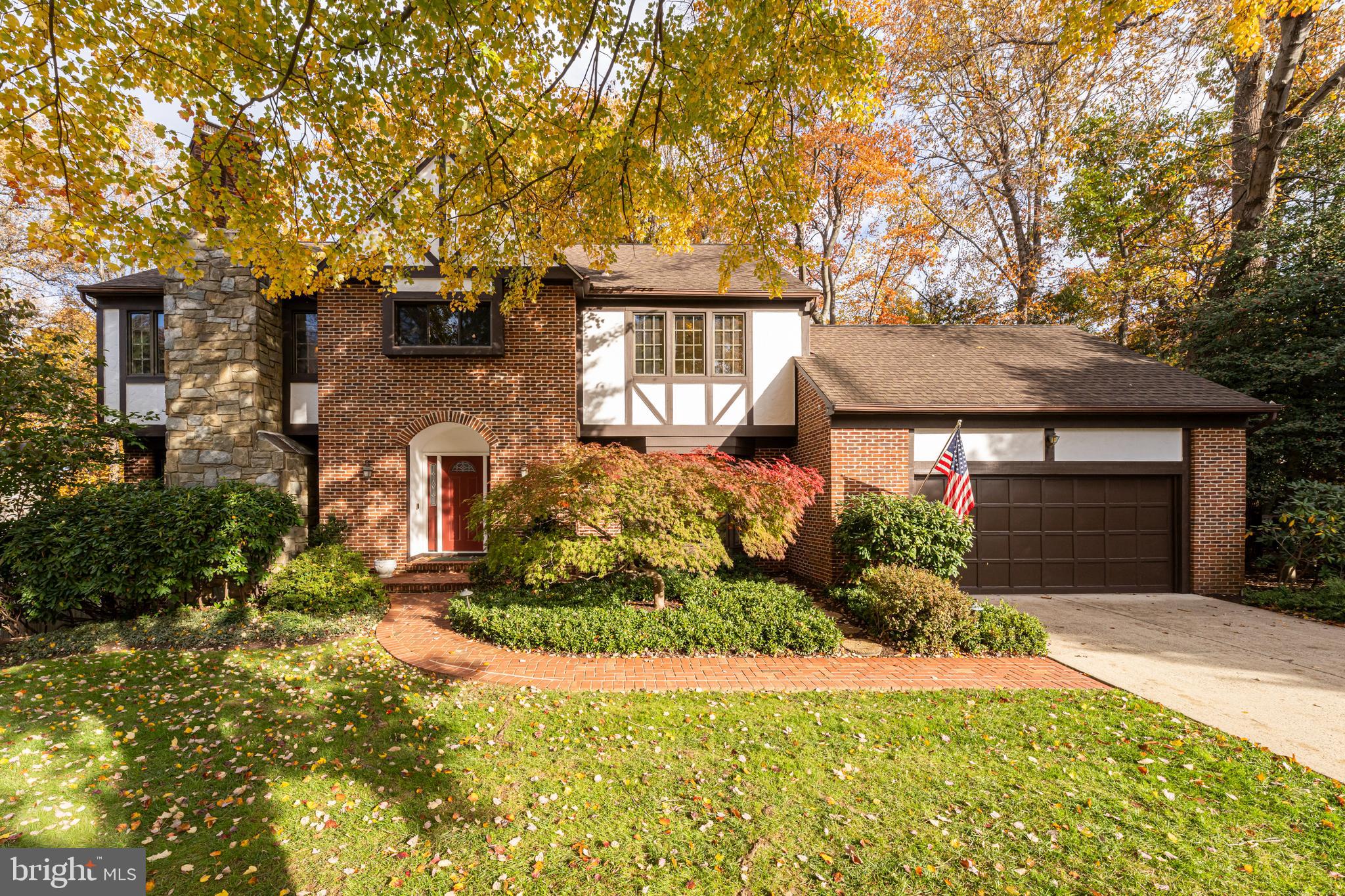 9132 ERMANTRUDE COURT