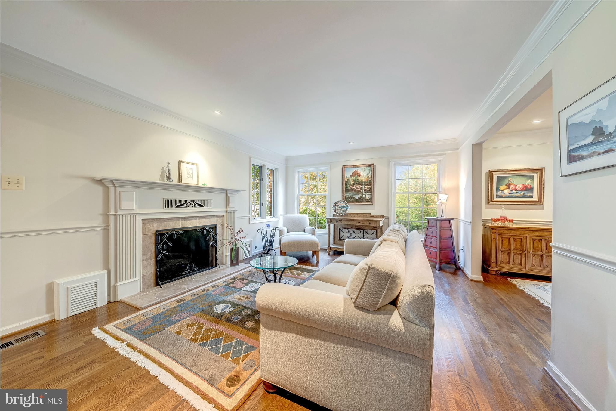 BLUFFS OF WOLF TRAP - Residential