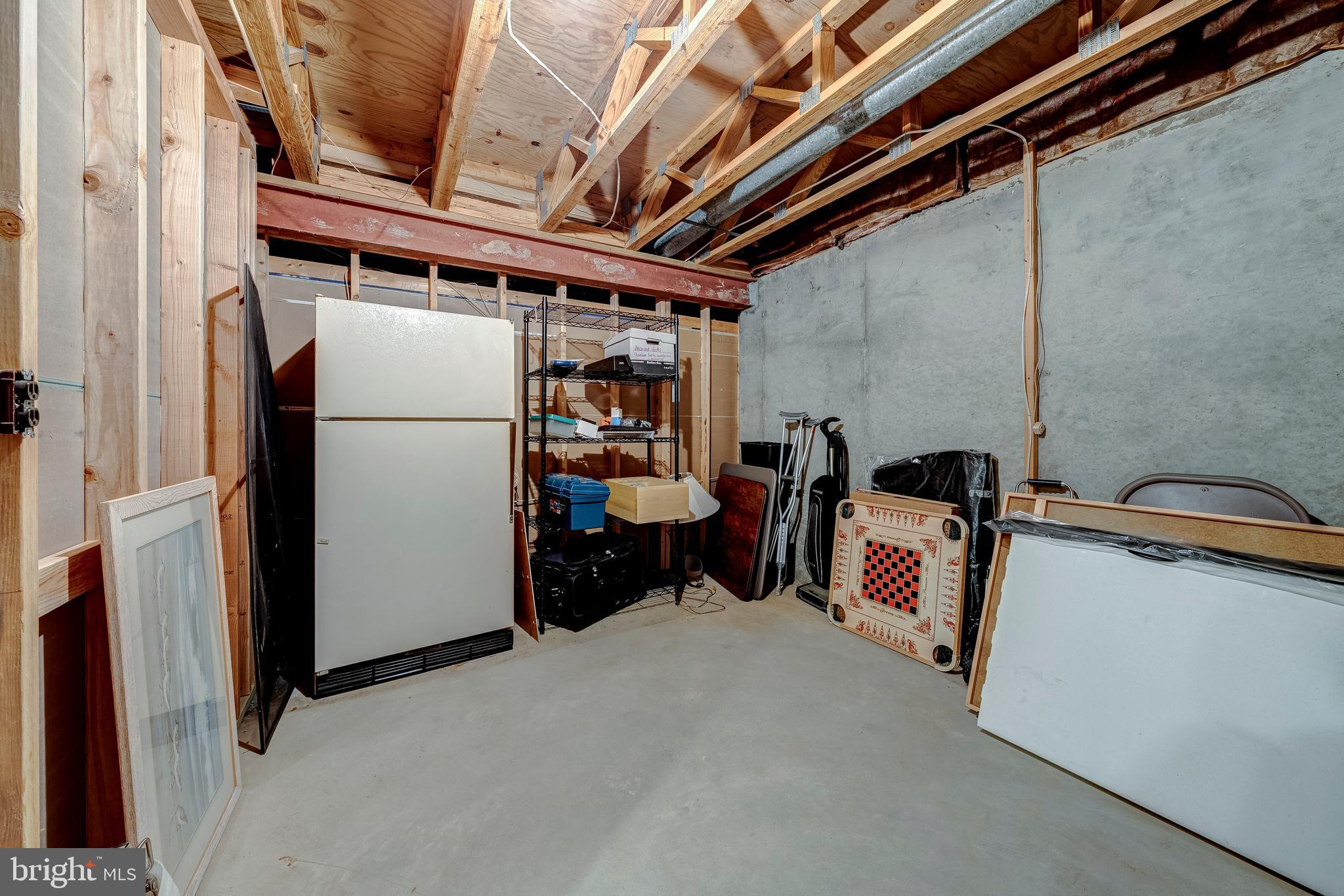 BLUFFS OF WOLF TRAP - Residential