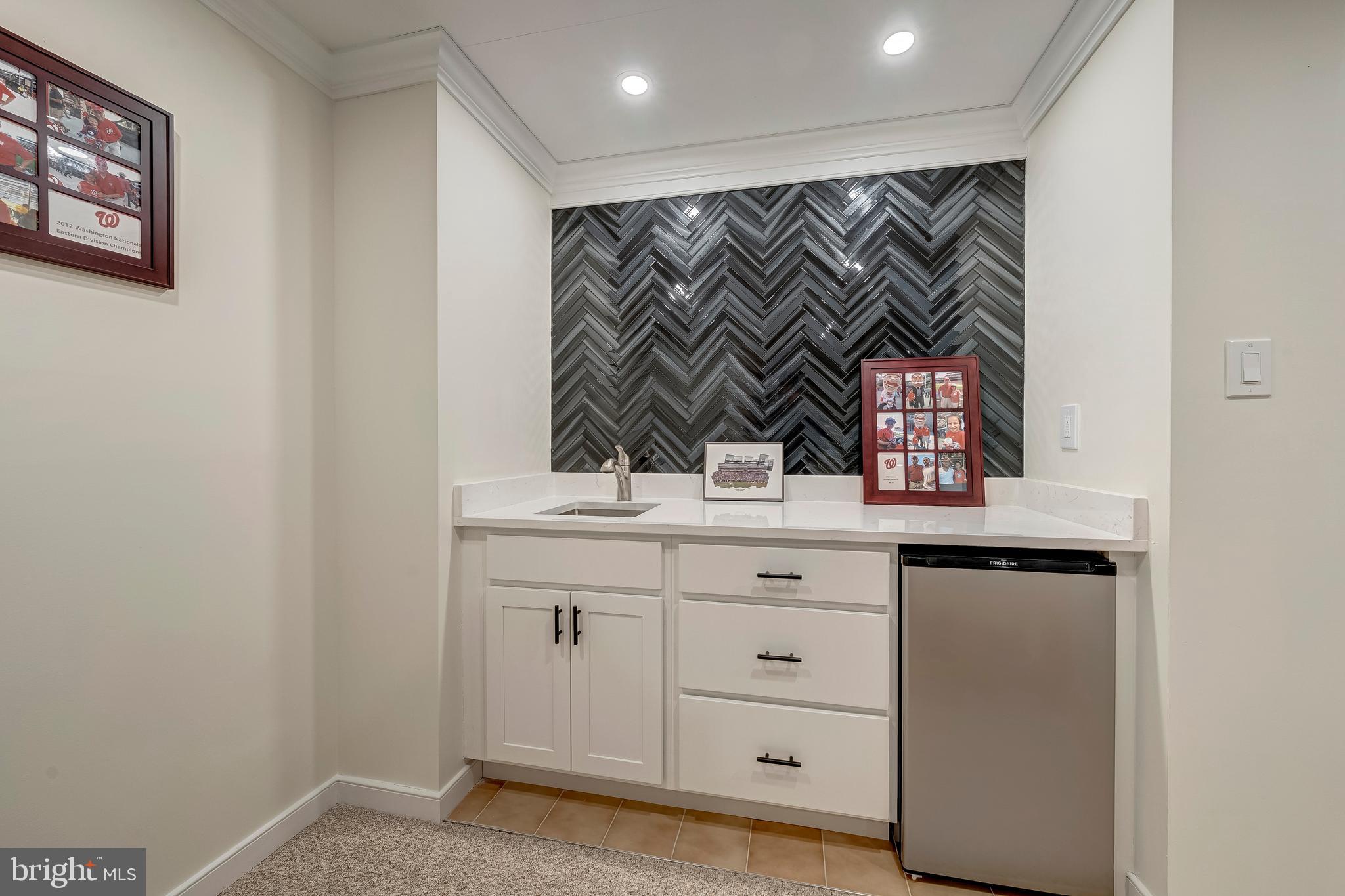 BLUFFS OF WOLF TRAP - Residential