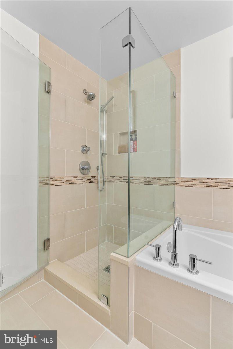 THE CROSSINGS - Residential