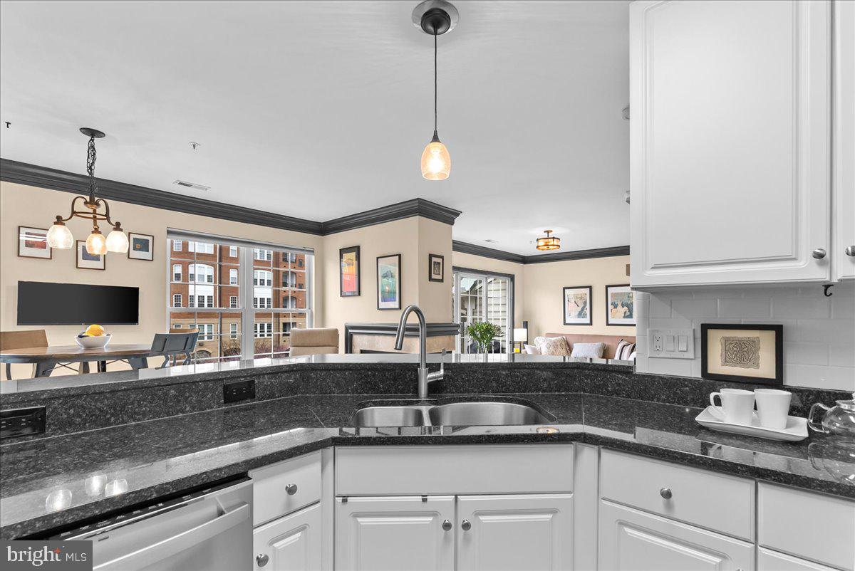 THE CROSSINGS - Residential