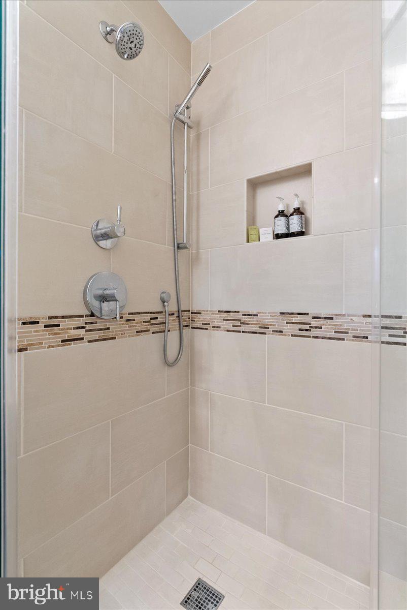 THE CROSSINGS - Residential