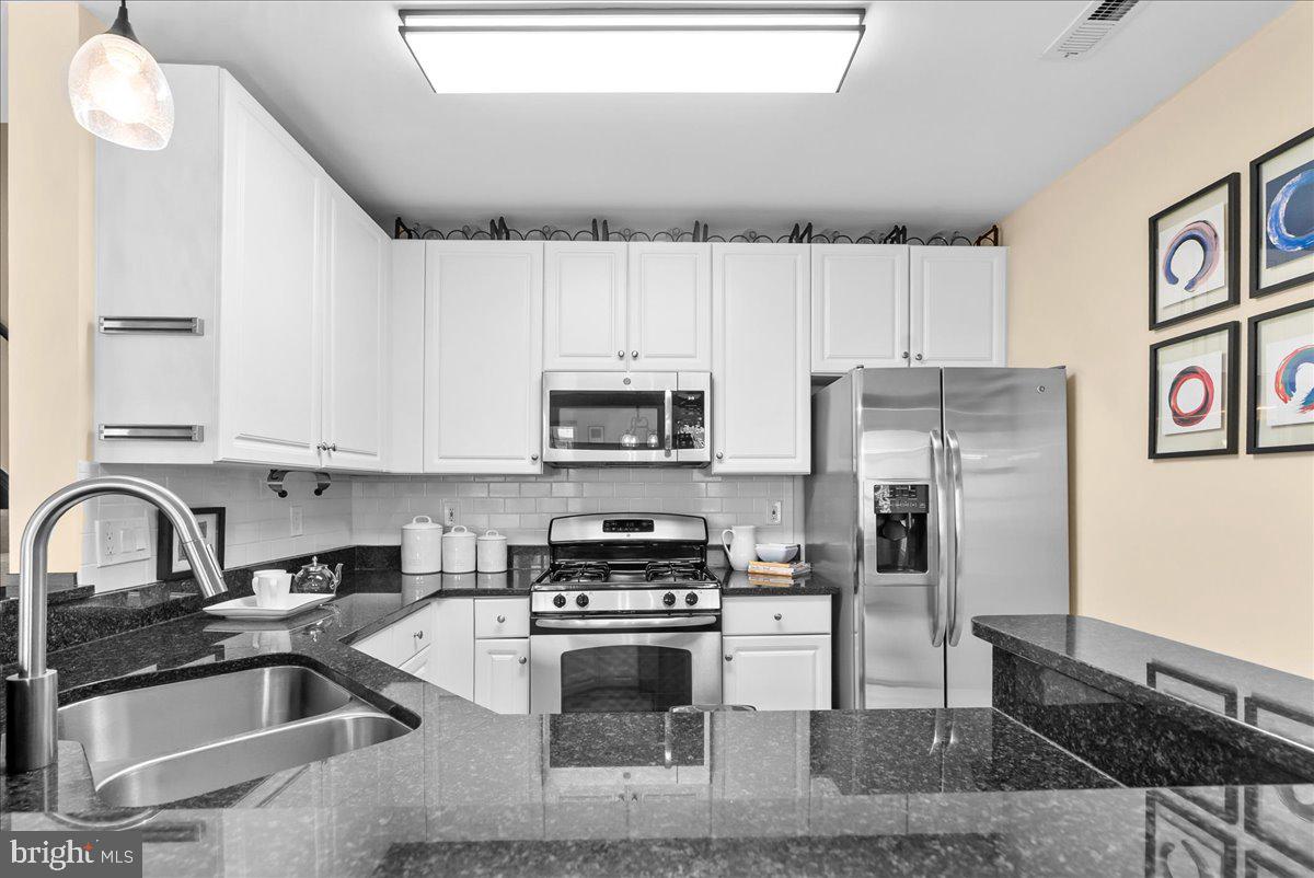 THE CROSSINGS - Residential