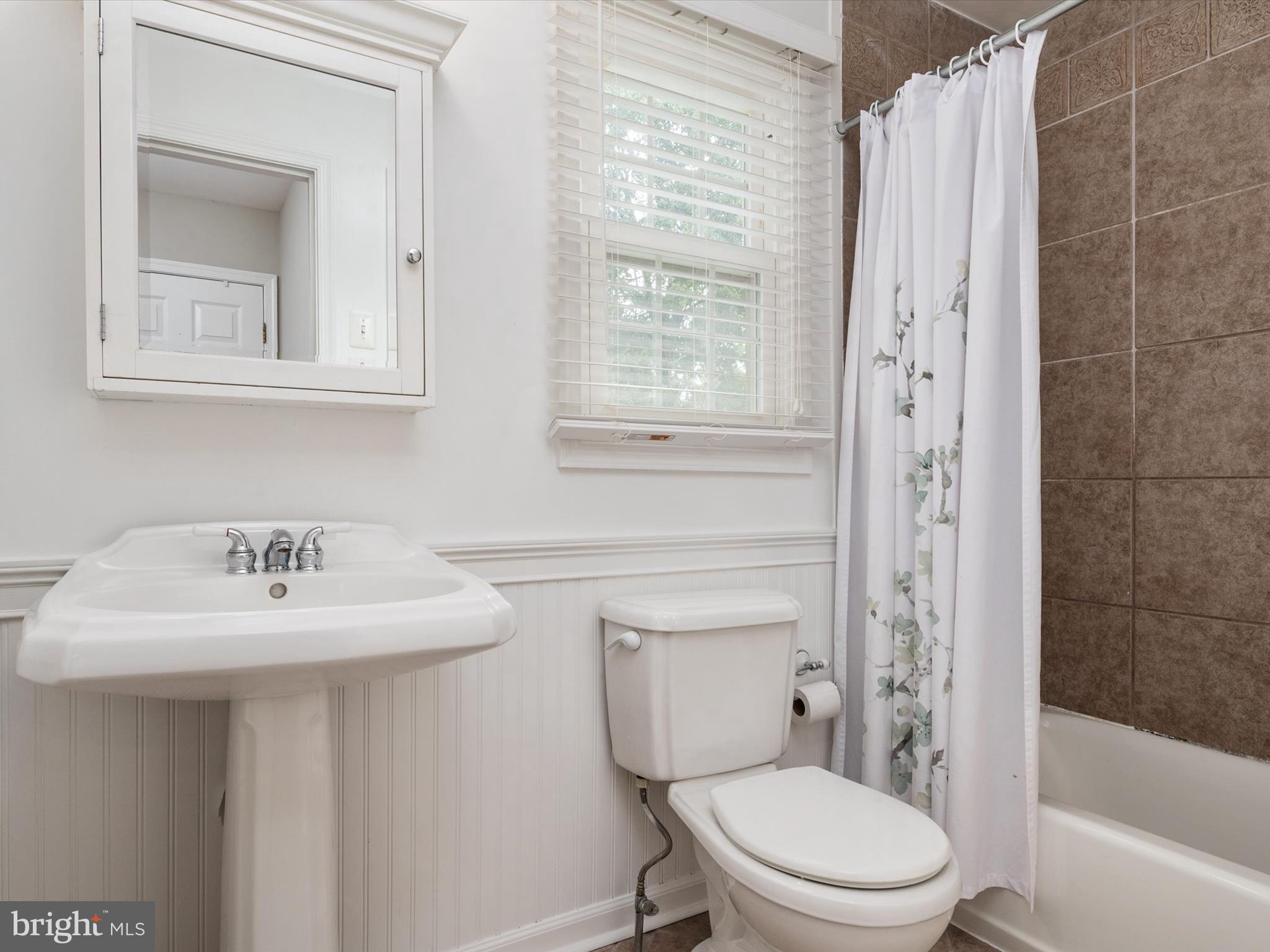 WILSHIRE - Residential