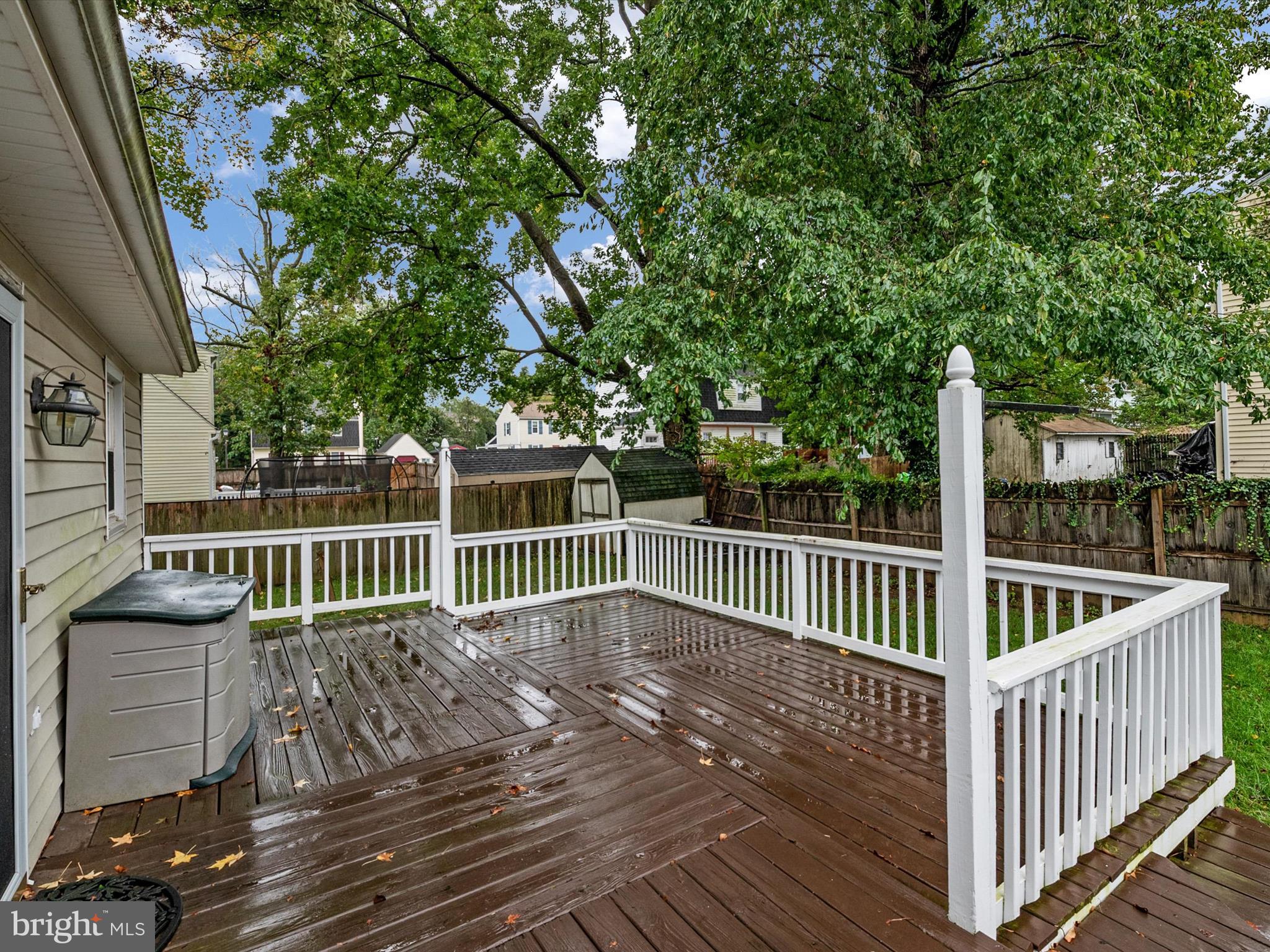 WILSHIRE - Residential