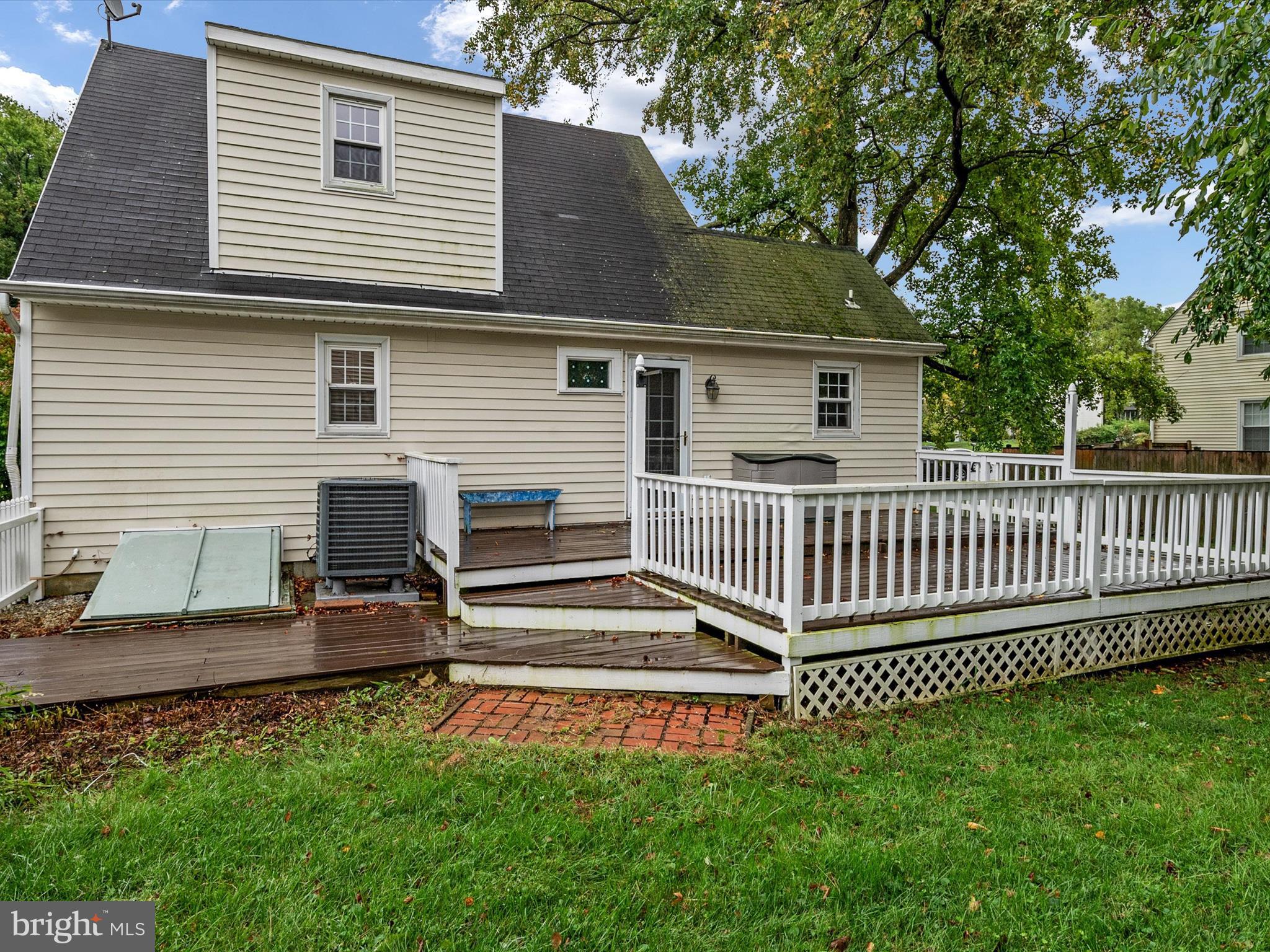 WILSHIRE - Residential