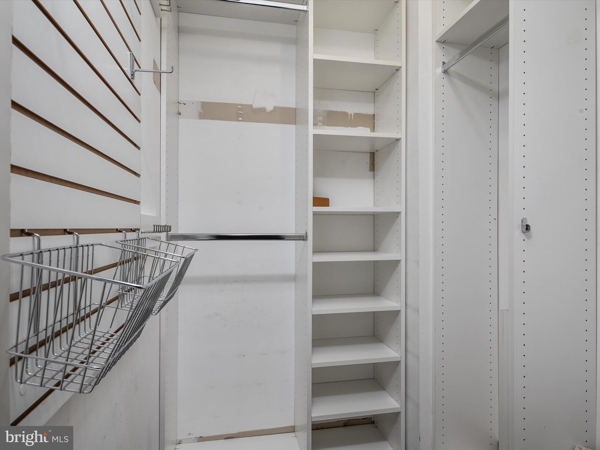 WILSHIRE - Residential