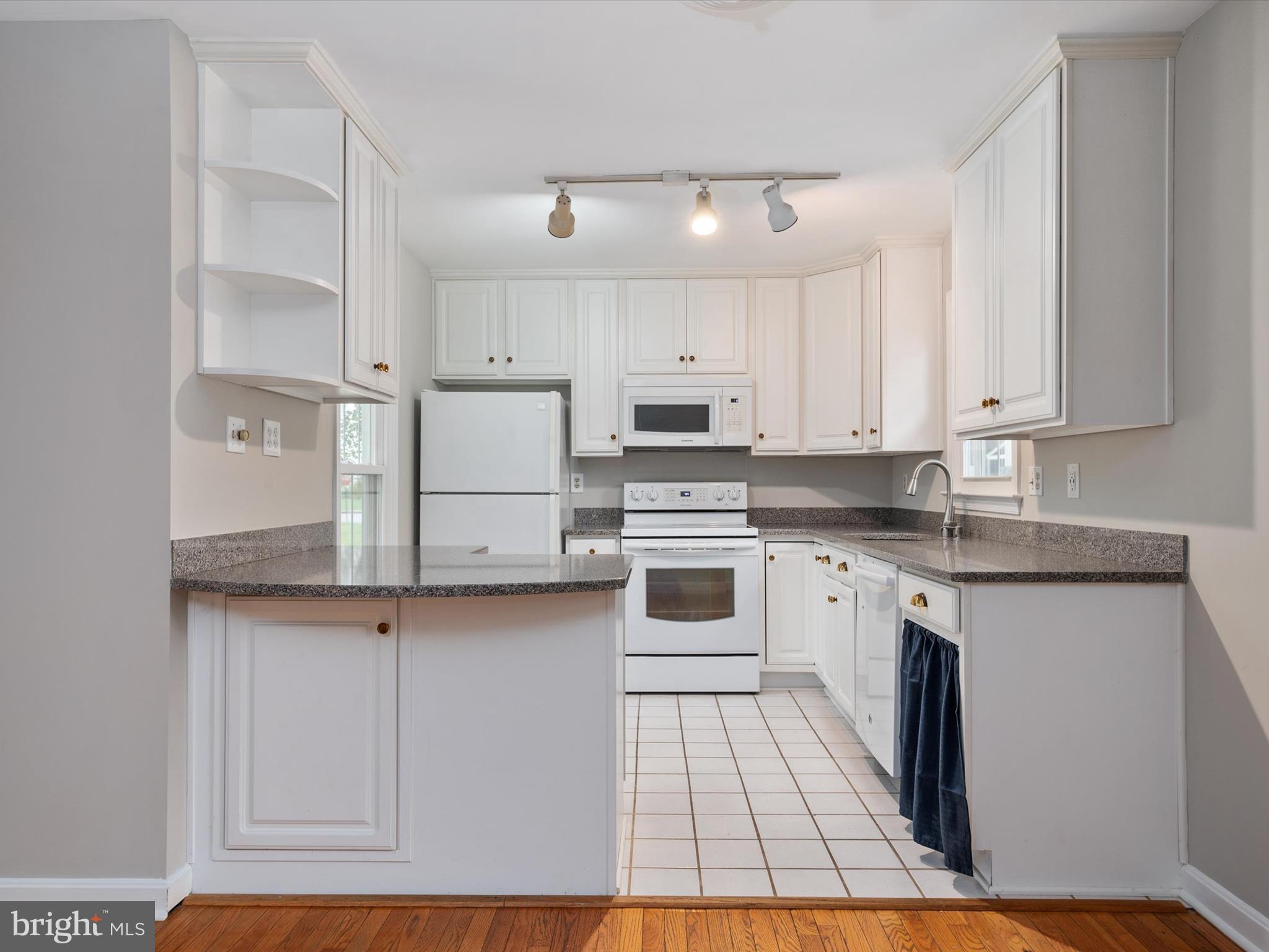 WILSHIRE - Residential