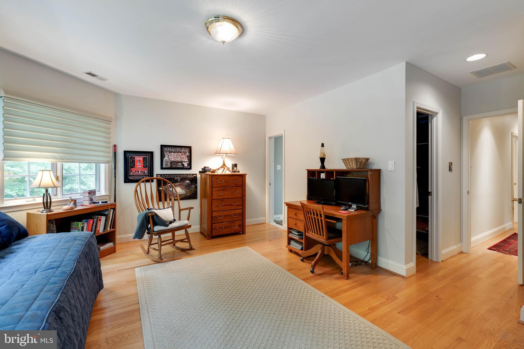 POPLAR POINT - Residential