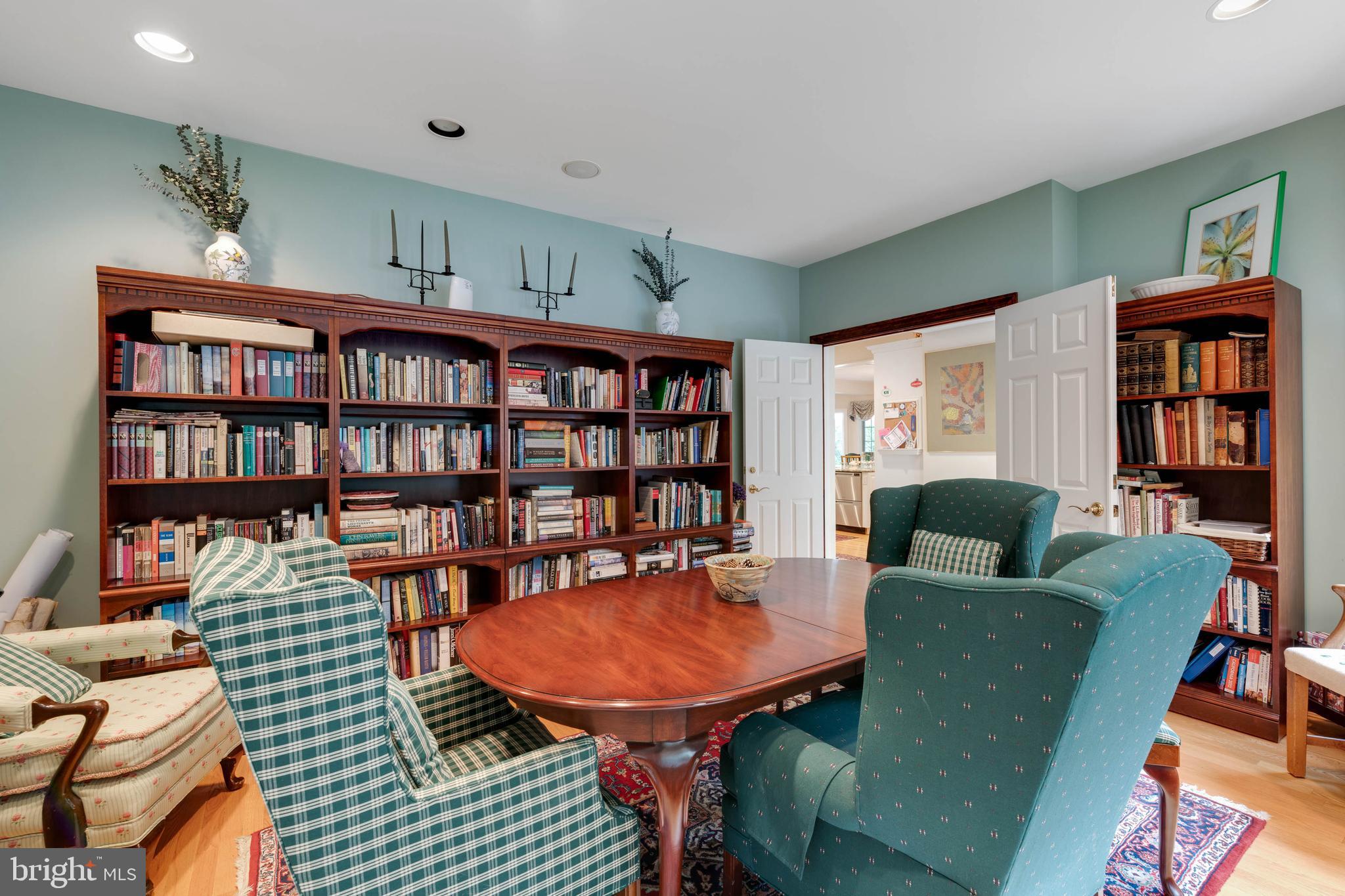 POPLAR POINT - Residential