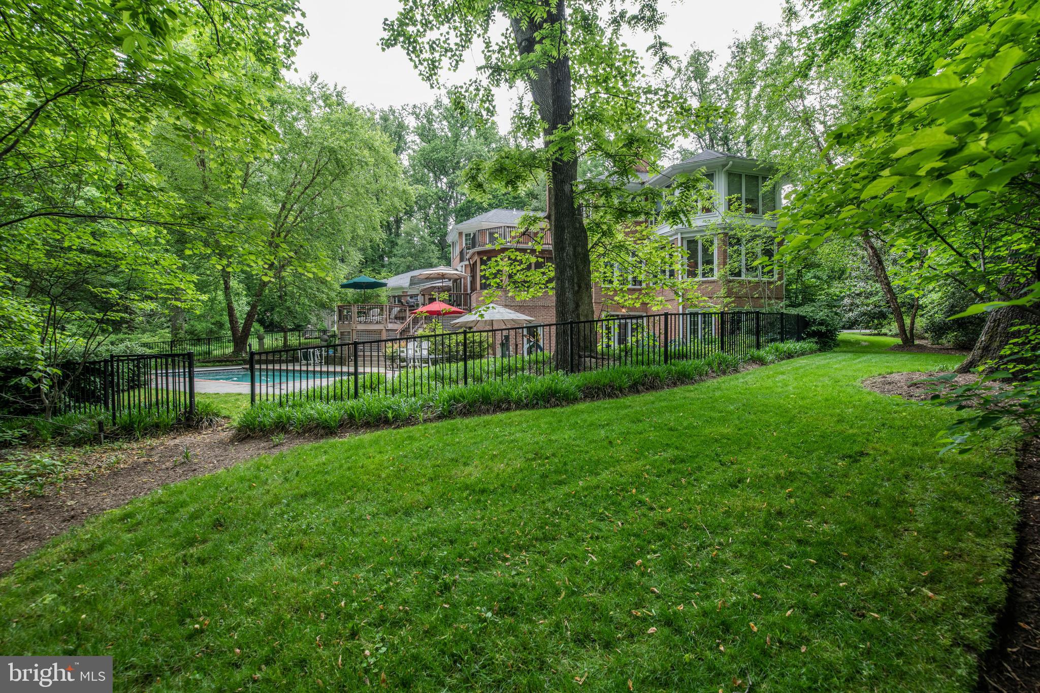 POPLAR POINT - Residential