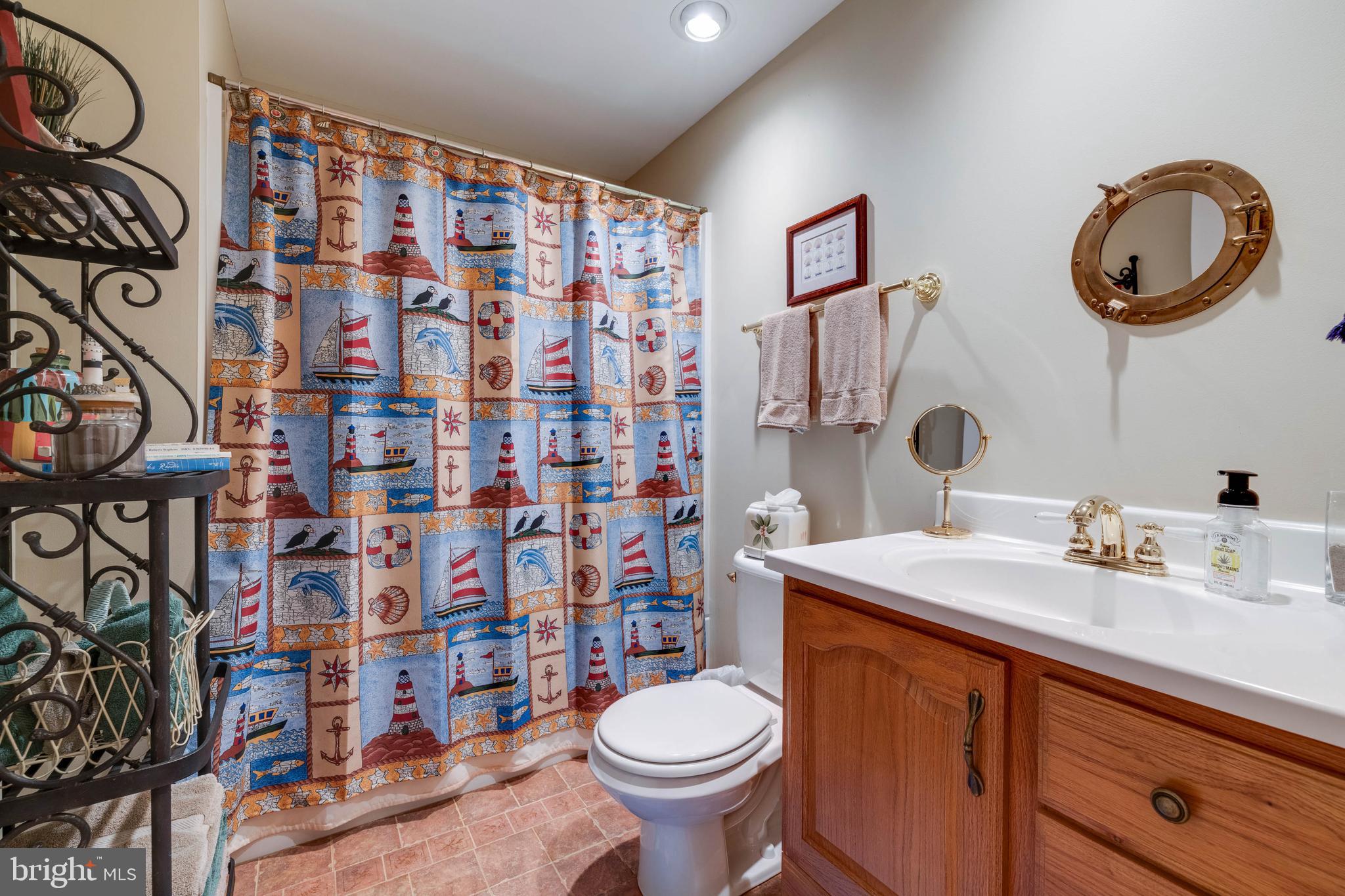 POPLAR POINT - Residential