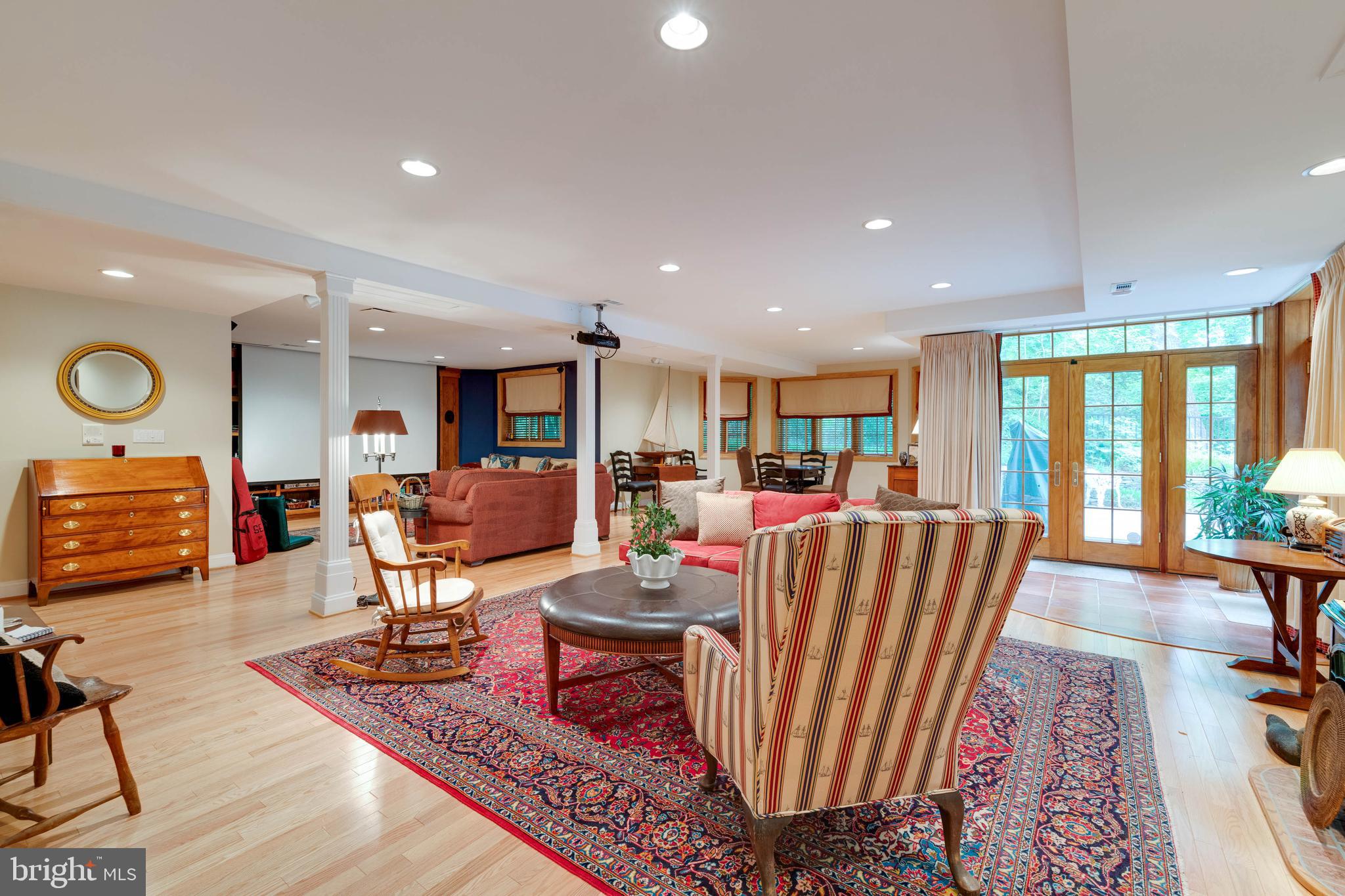 POPLAR POINT - Residential