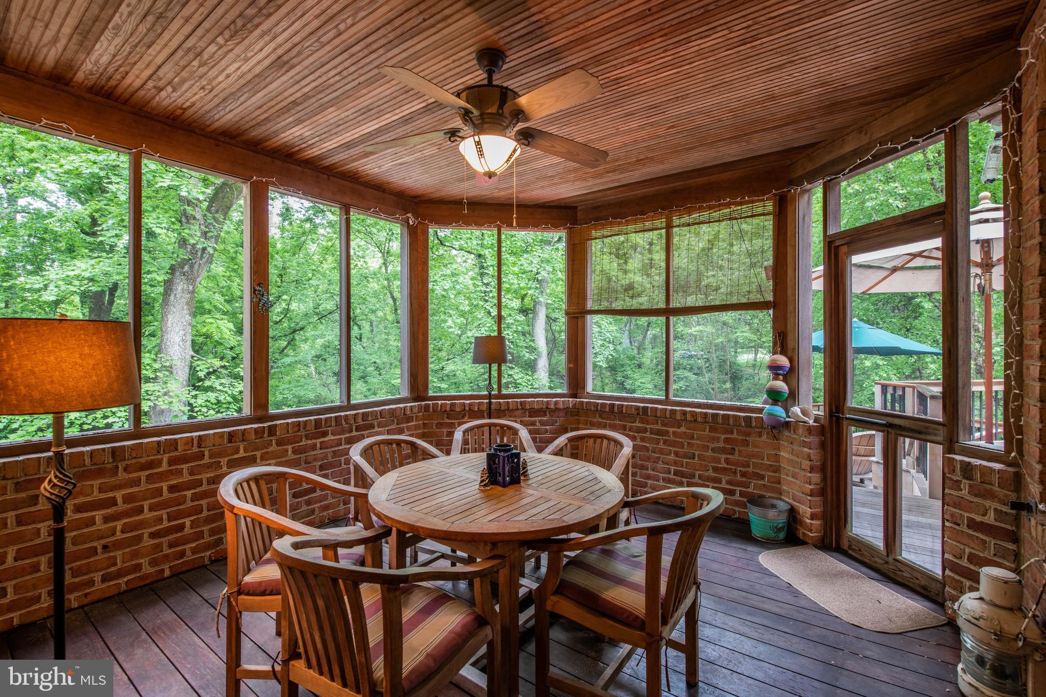 POPLAR POINT - Residential